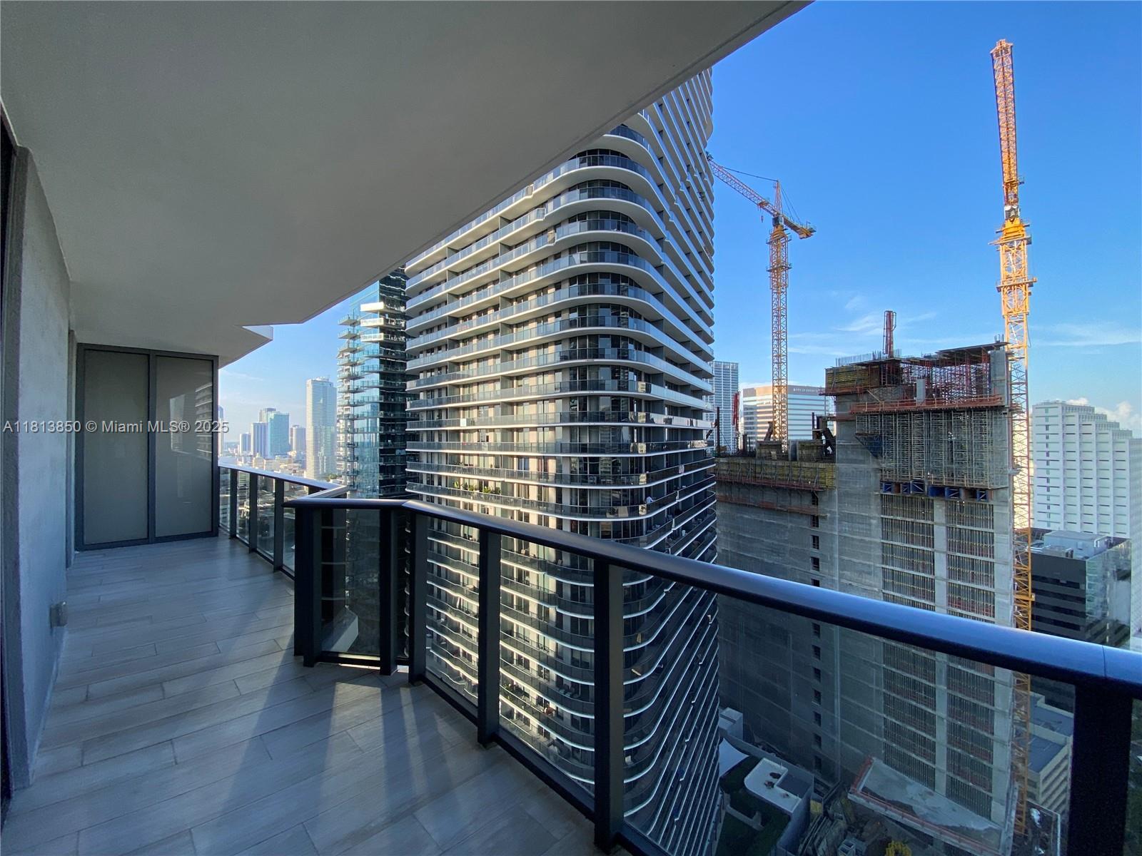 45 SW 9th St #2402, Miami FL 33130