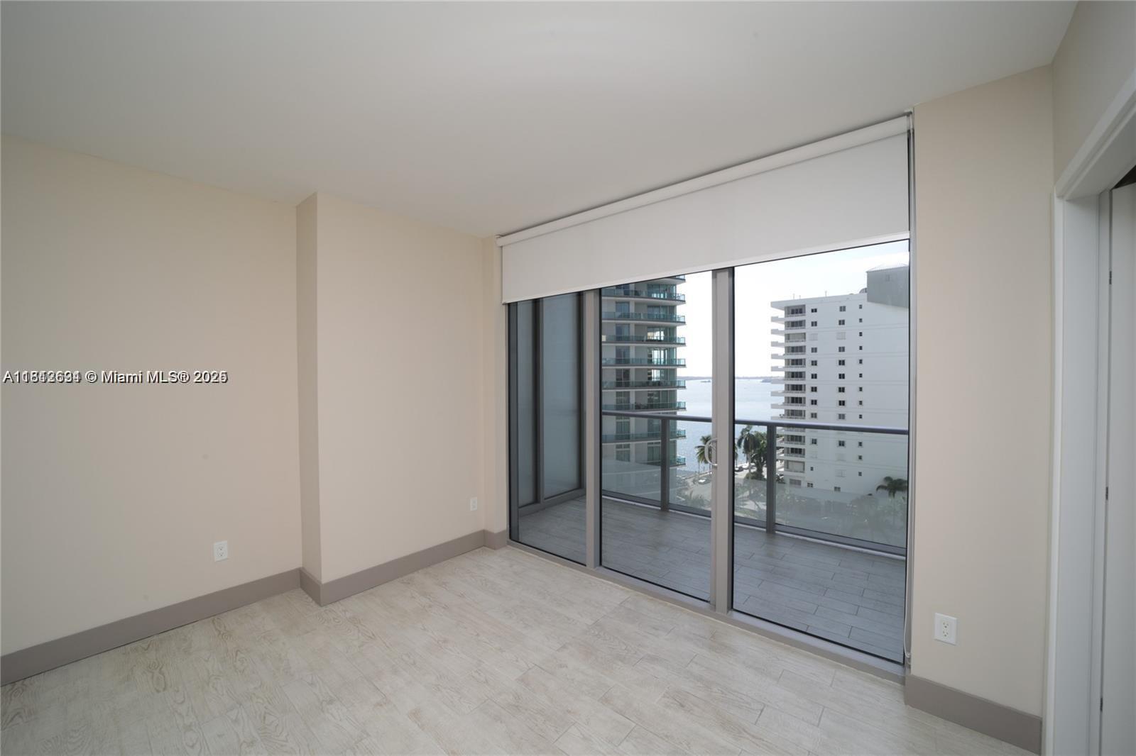 1300 Brickell Bay Dr #1006, Miami FL 33131