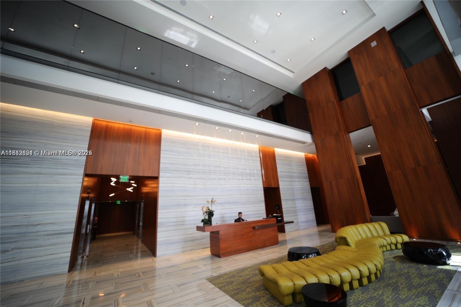 1300 Brickell Bay Dr #1006, Miami FL 33131