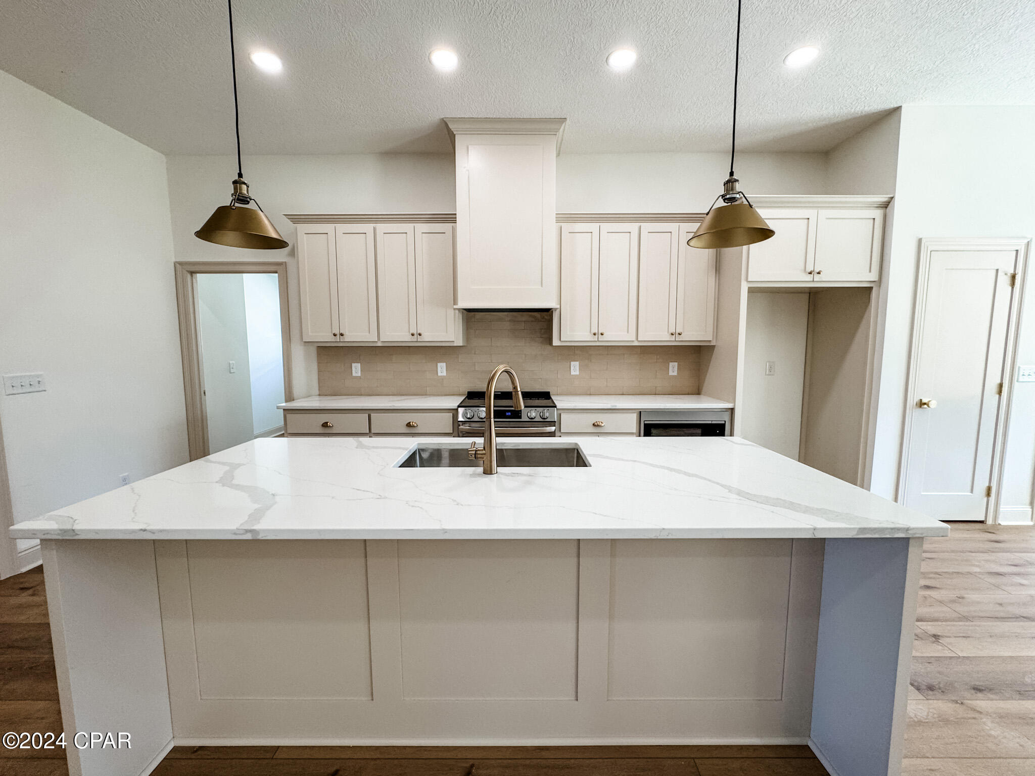Image 4 For 3905 Red Deer Circle Lot 49