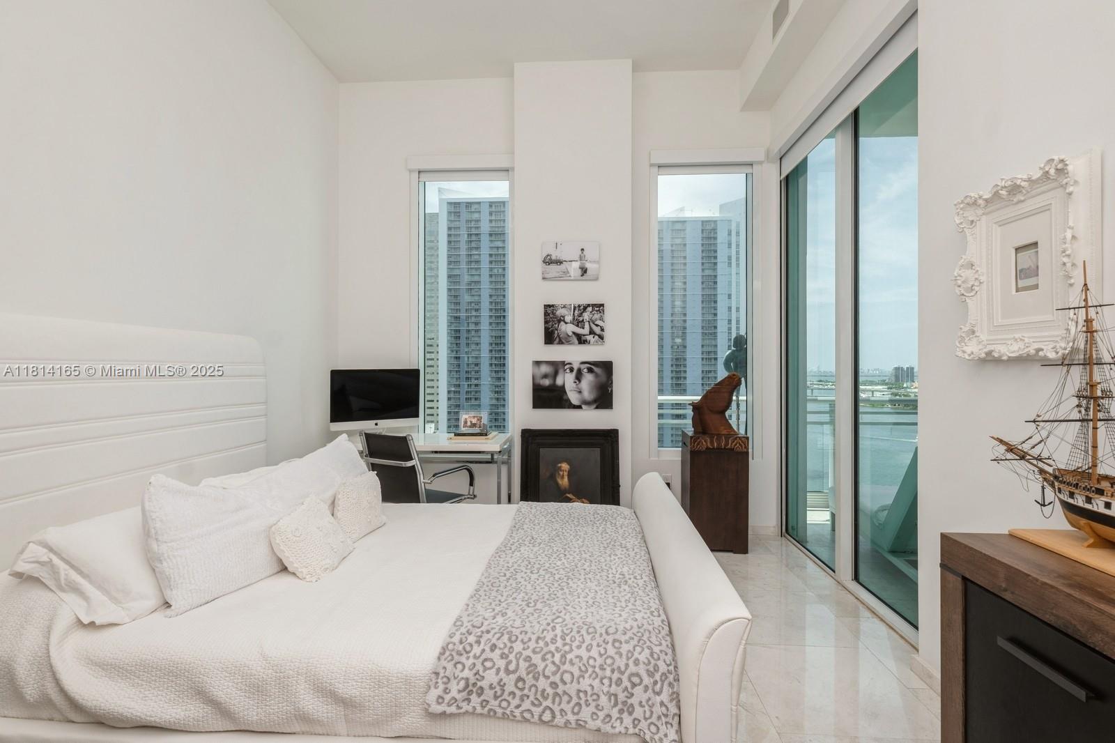900 Brickell Key Blvd #1702, Miami FL 33131
