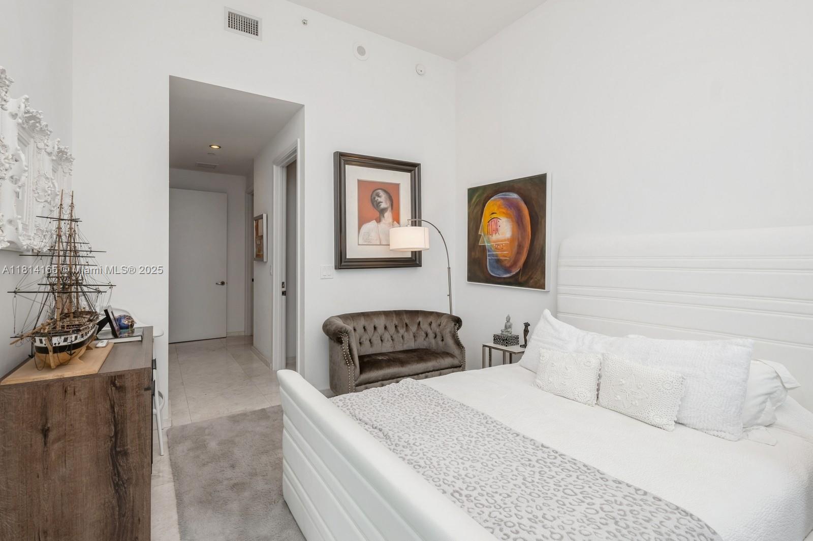 900 Brickell Key Blvd #1702, Miami FL 33131