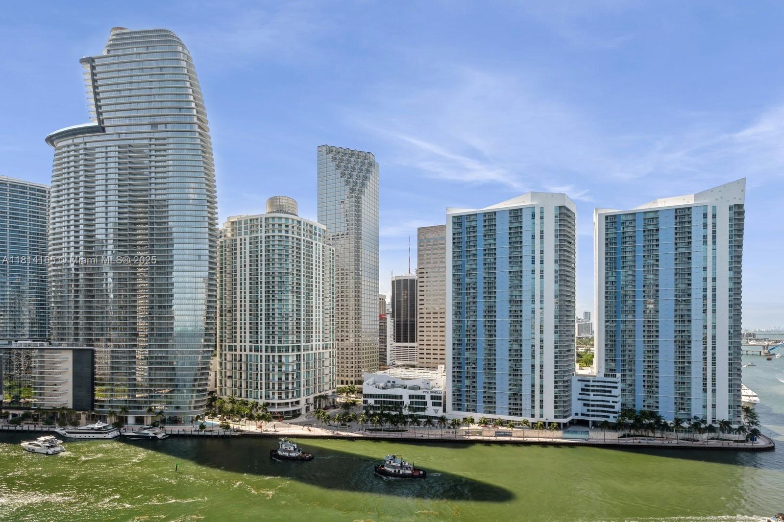 900 Brickell Key Blvd #1702, Miami FL 33131