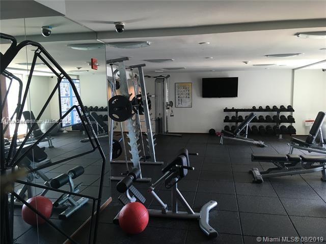335 S Biscayne Blvd #2404, Miami FL 33131