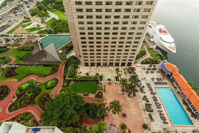 335 S Biscayne Blvd #2404, Miami FL 33131