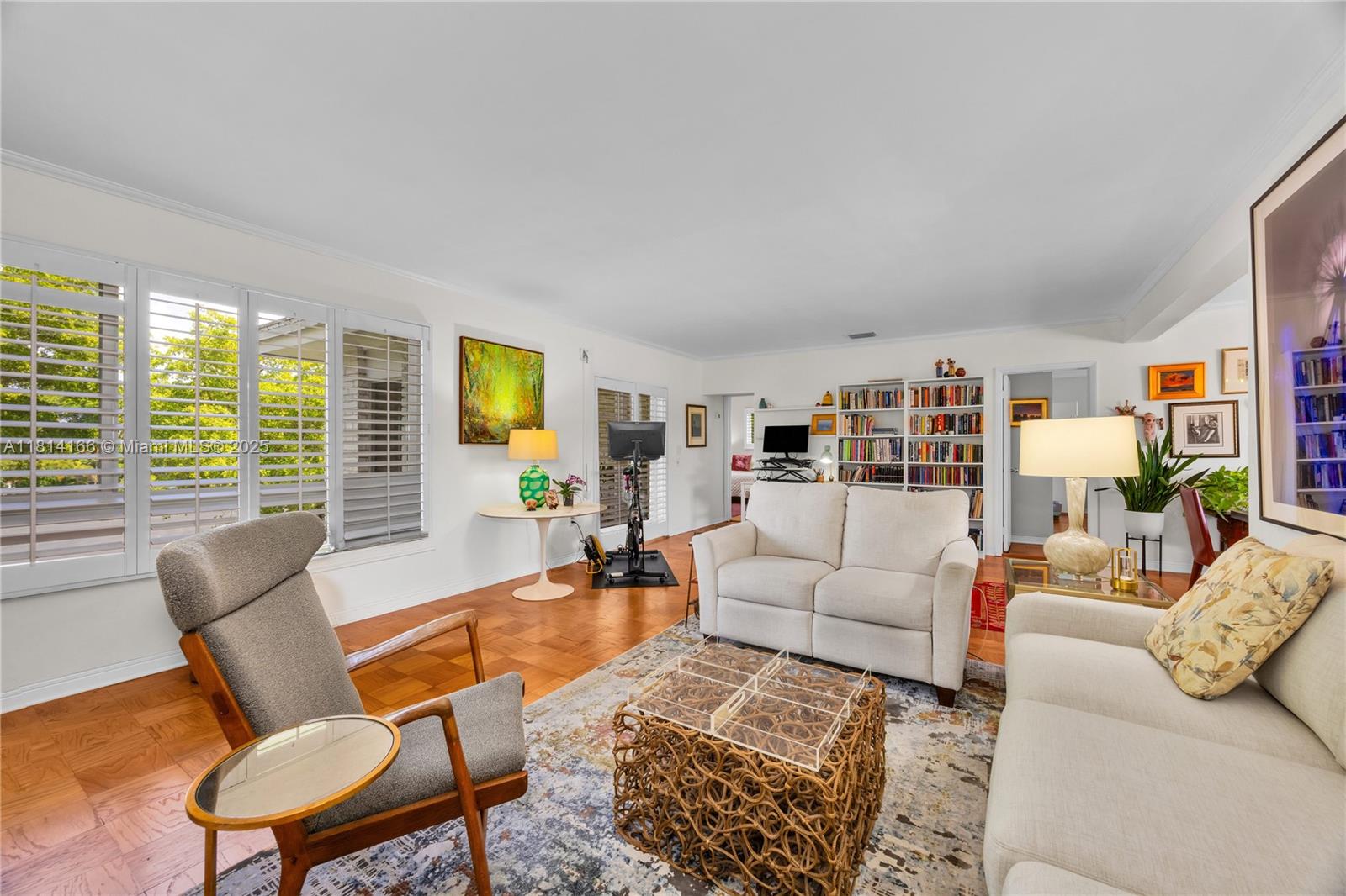 The Fountainview Club No 2