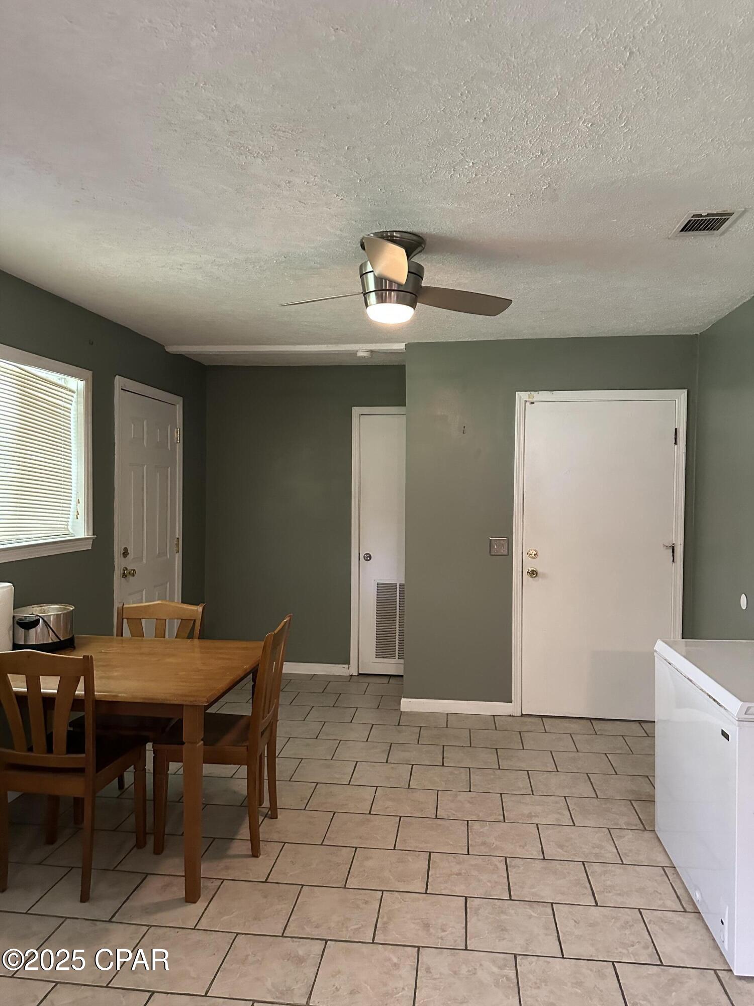 2586 Mckinnon Street, Cottondale, Florida image 6