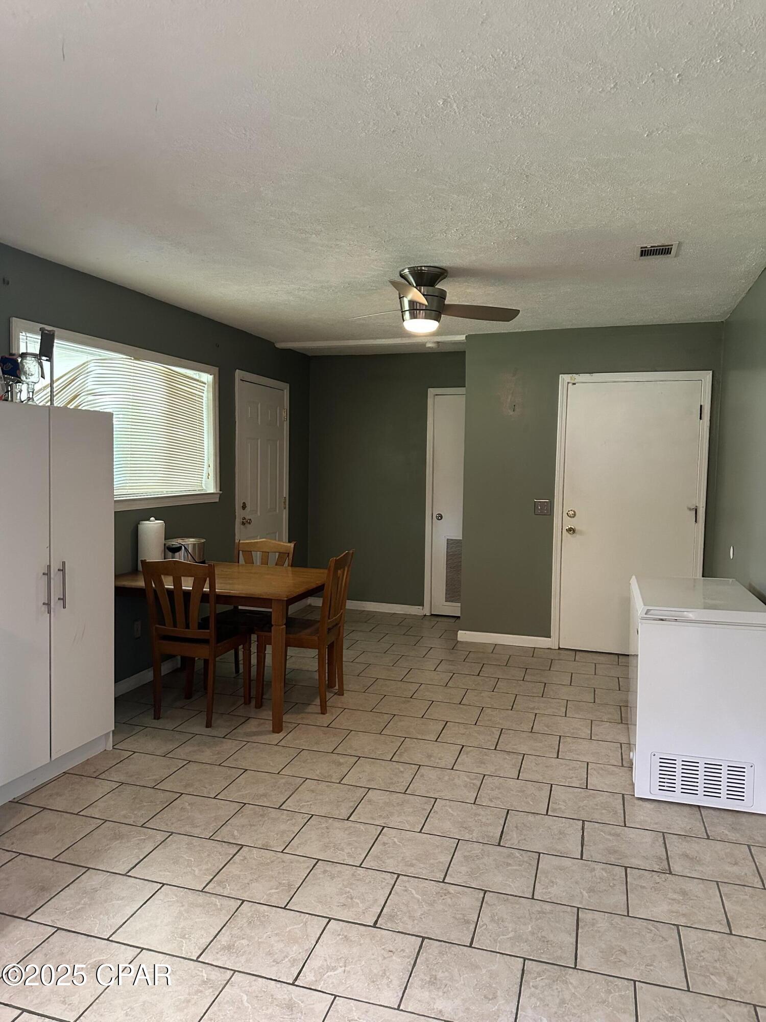 2586 Mckinnon Street, Cottondale, Florida image 7