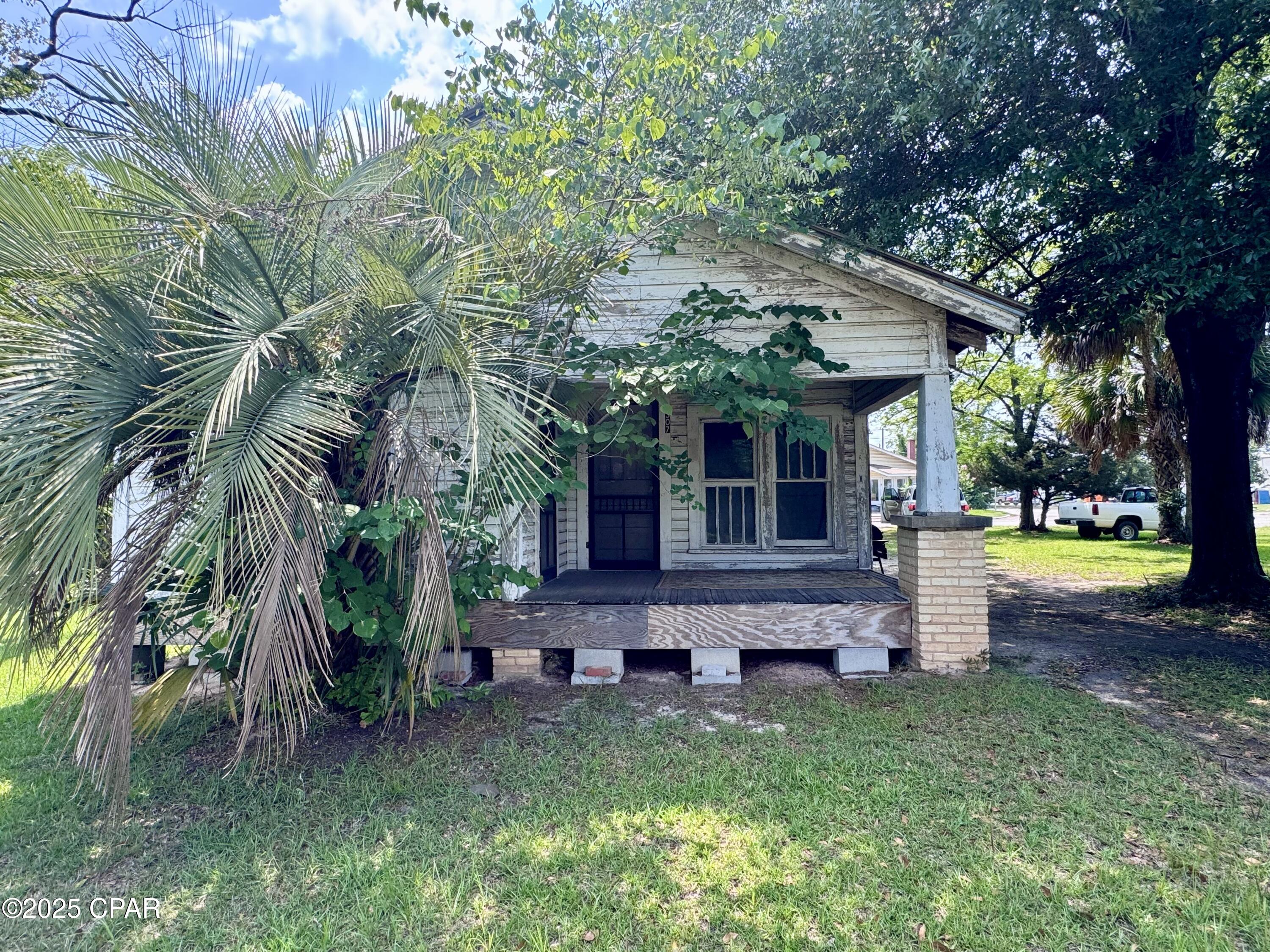 Details for 5295 Brown Street Street, Graceville, FL 32440
