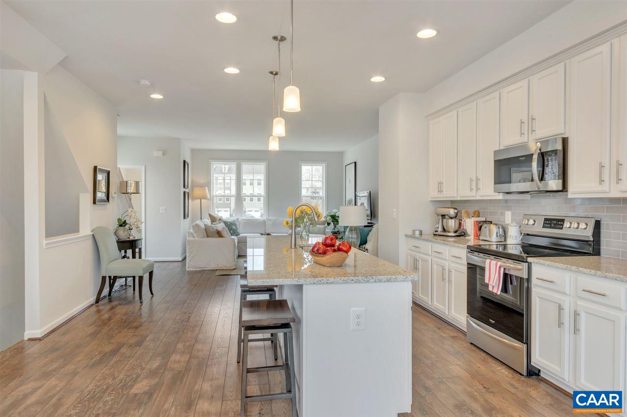 3548 Grand Forks Blvd