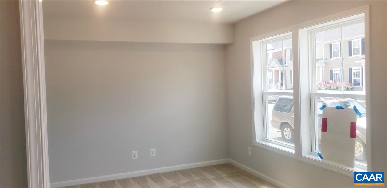 3548 Grand Forks Blvd