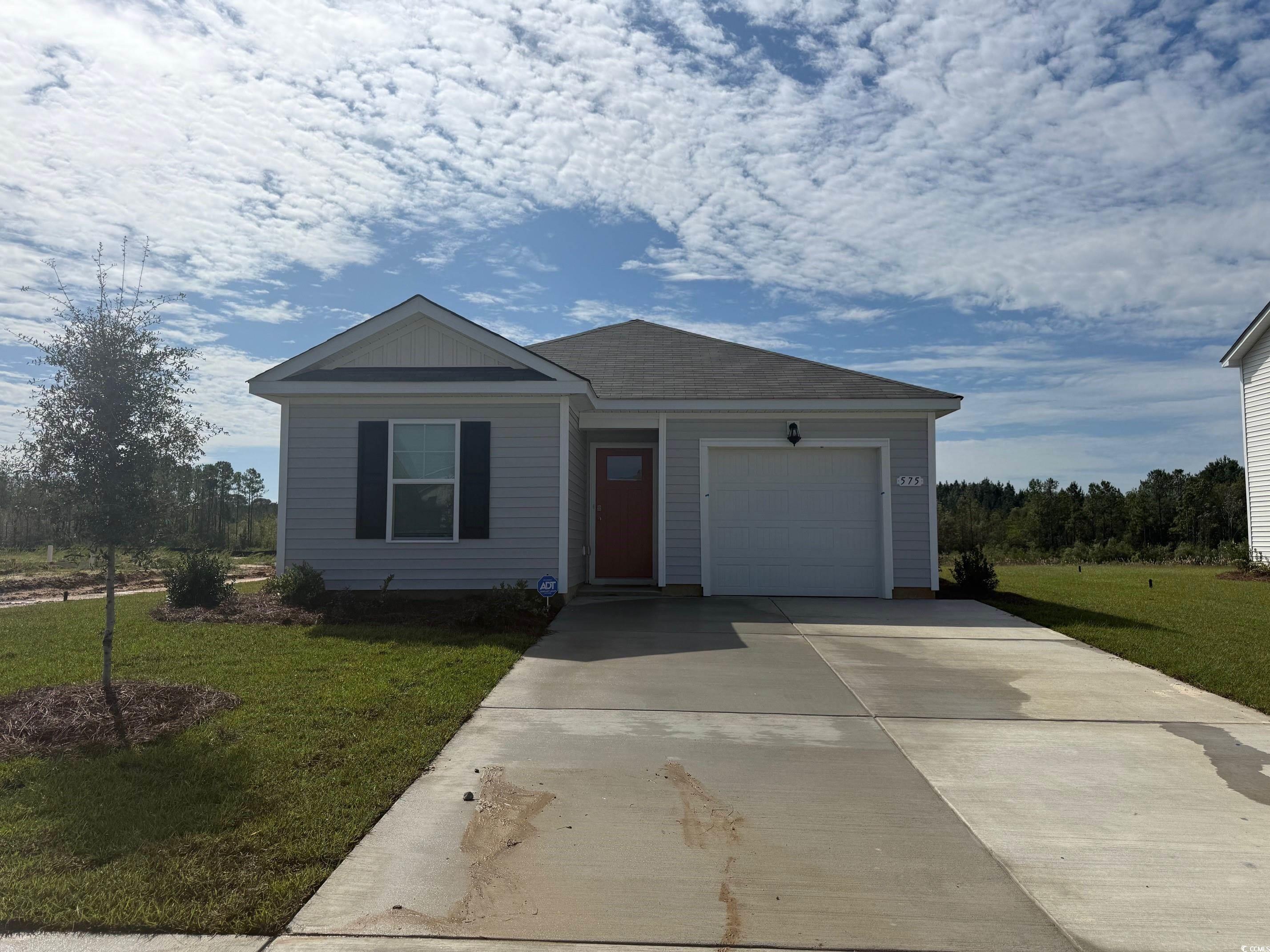 575 Strawberry Field Way Galivants Ferry, SC 29544