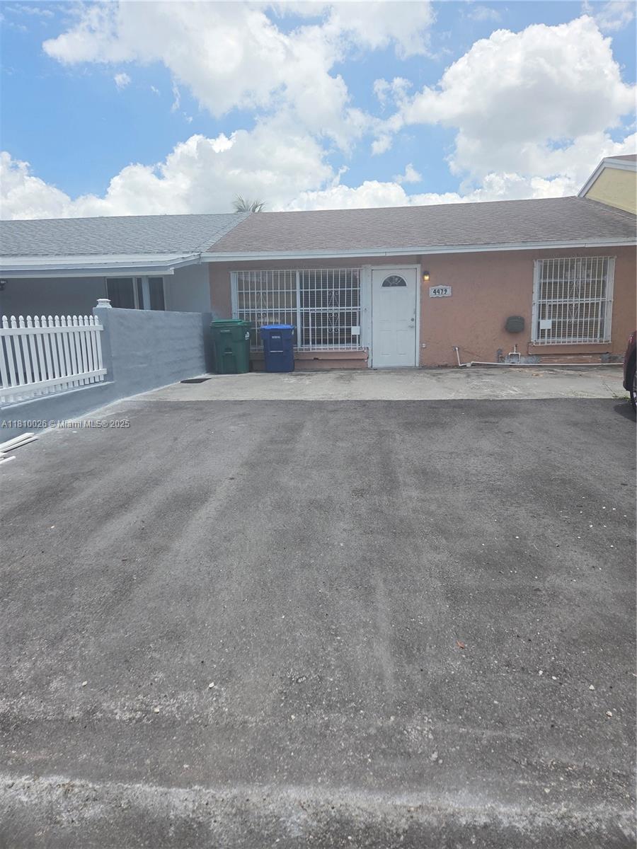 4479 NW 185th St, Miami Gardens, Florida image 2