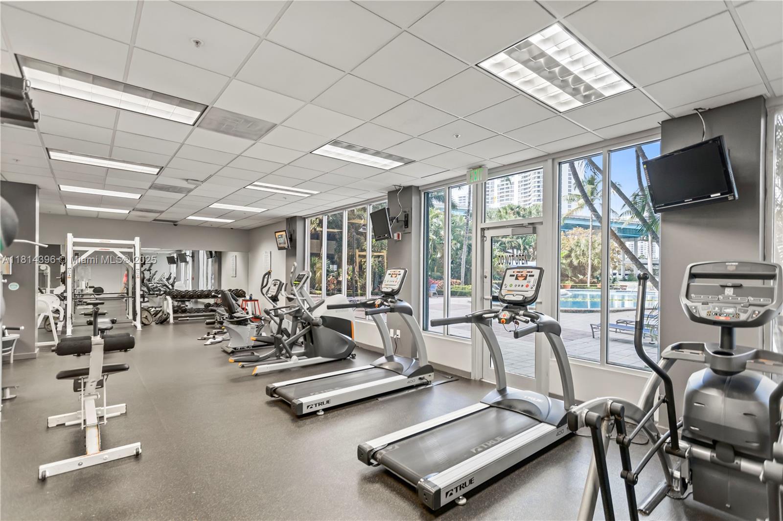 19390 Collins Ave #PH-7, Sunny Isles Beach, Florida image 23