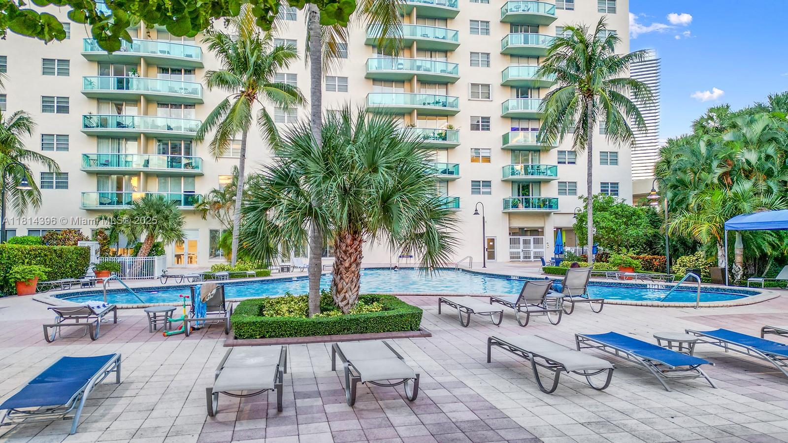 19390 Collins Ave #PH-7, Sunny Isles Beach, Florida image 25