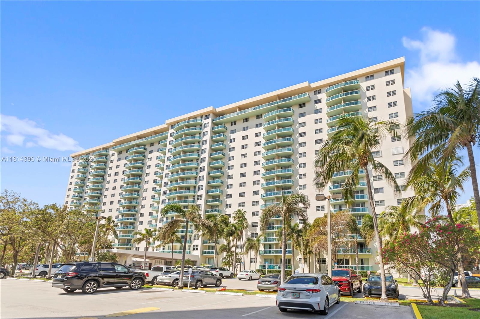 19390 Collins Ave #PH-7, Sunny Isles Beach, Florida image 28