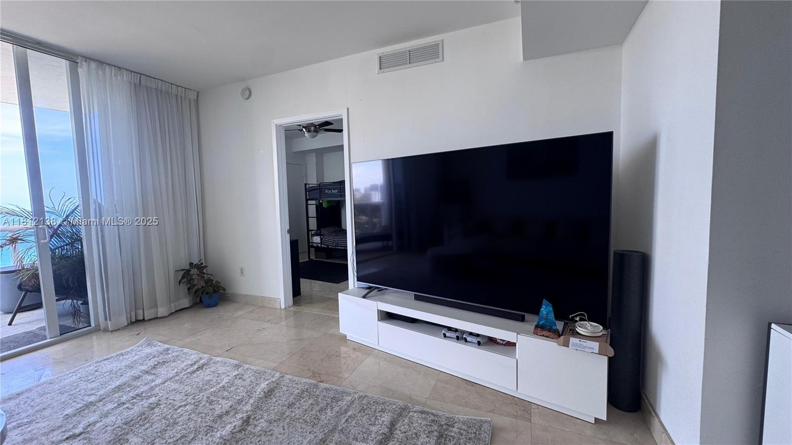 18201 Collins Ave #1904, Sunny Isles Beach FL 33160