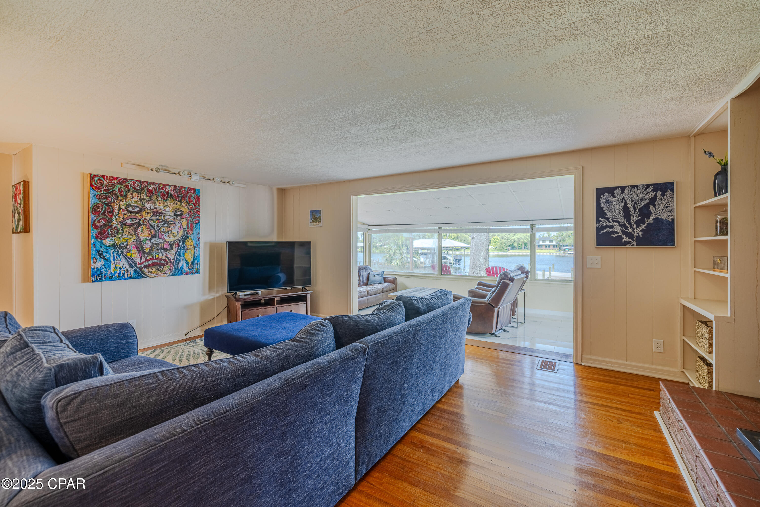 Image 18 For 2313 Mound Avenue