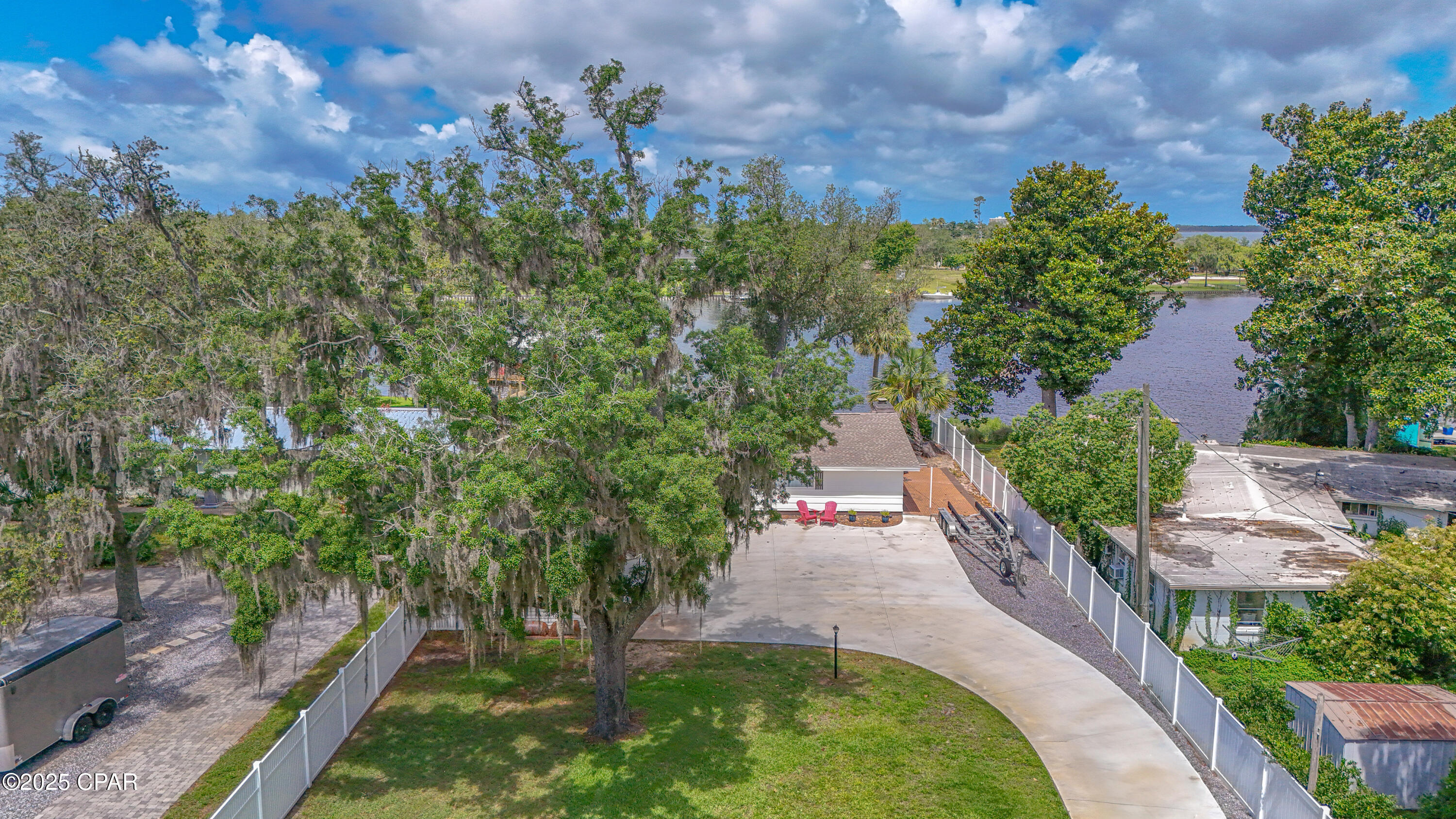 Image 8 For 2313 Mound Avenue