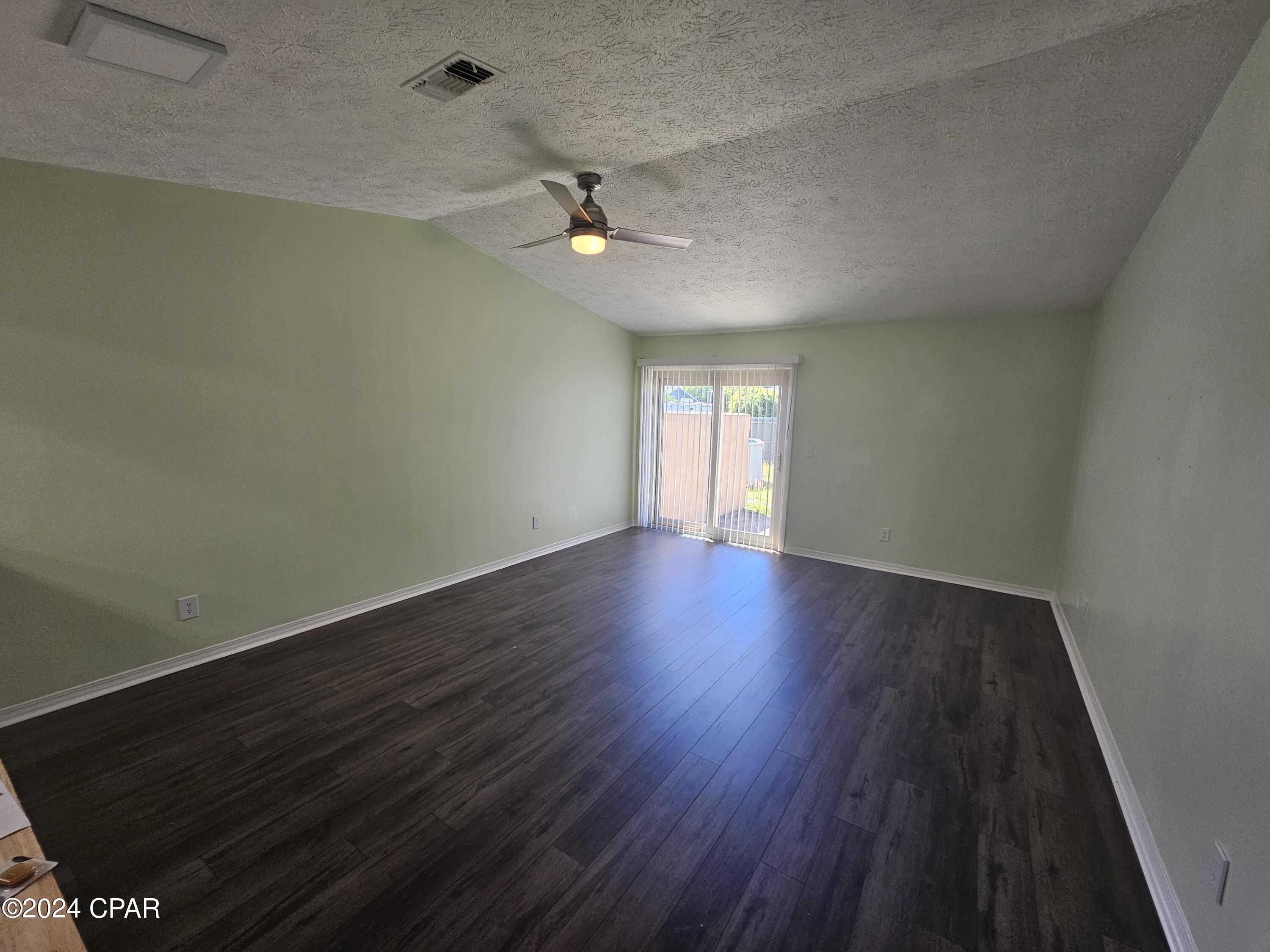 Image 3 For 5100 Hickory Street