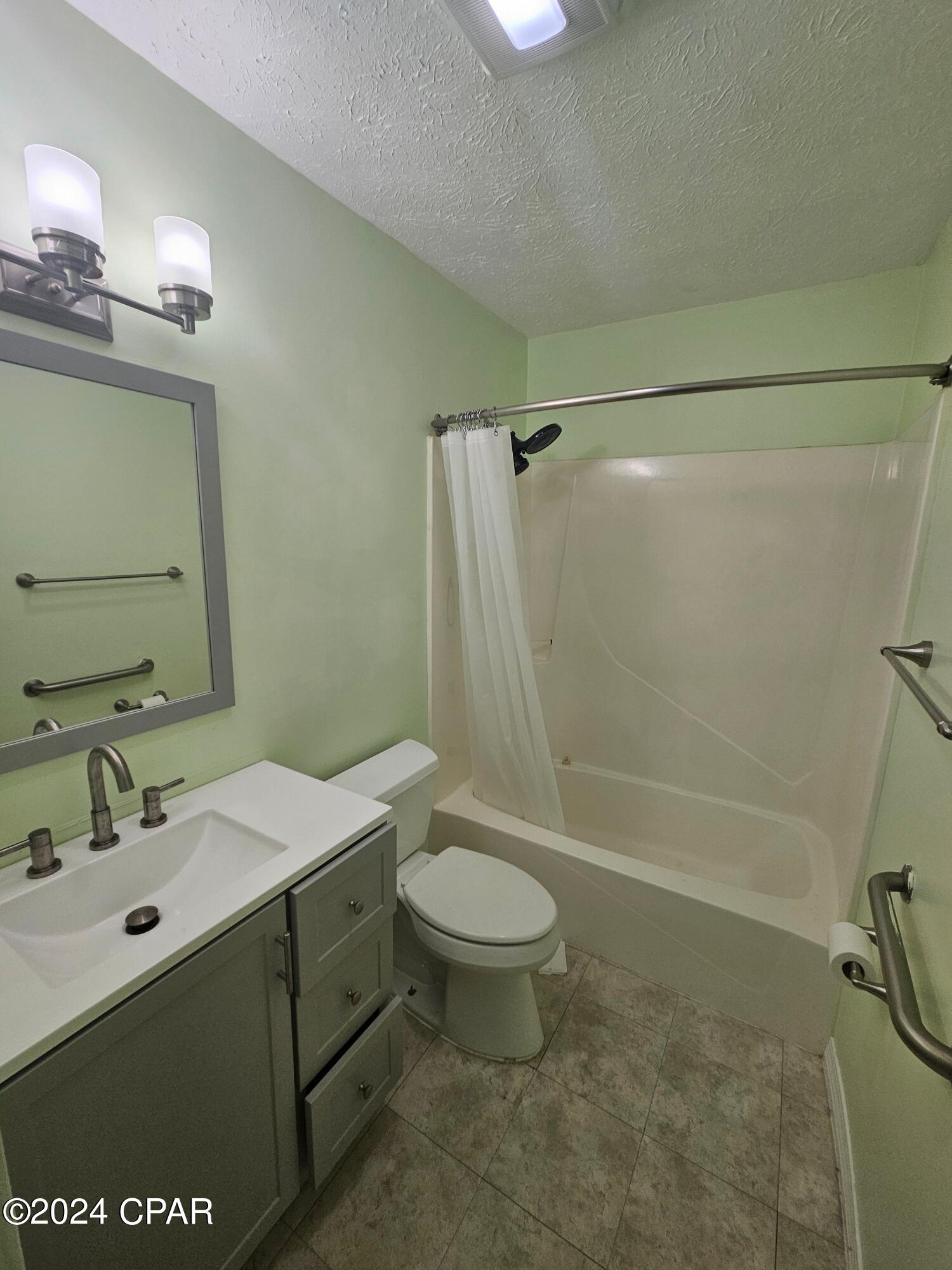 Image 6 For 5100 Hickory Street