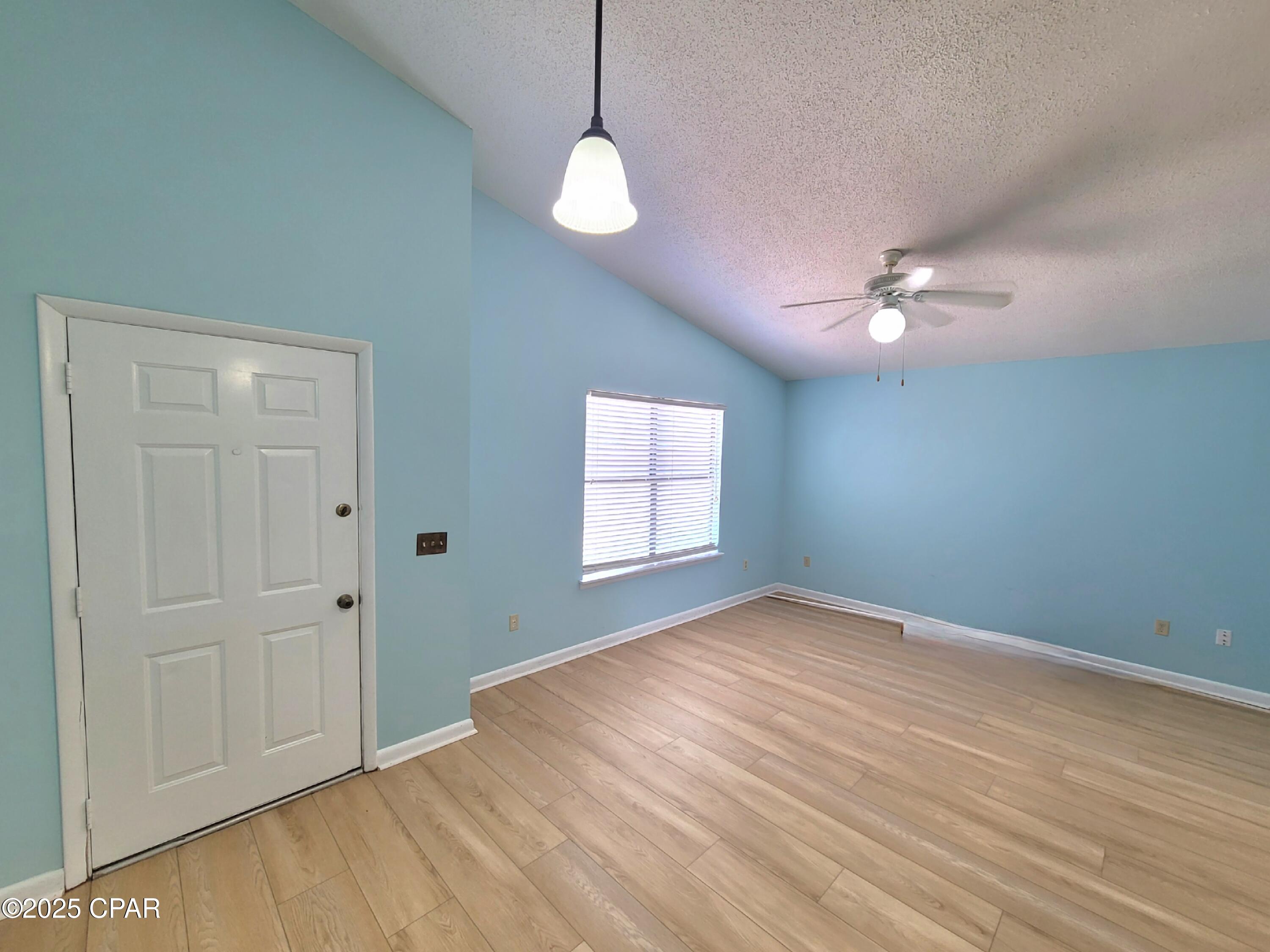 Image 2 For 5500 Sunset Avenue B