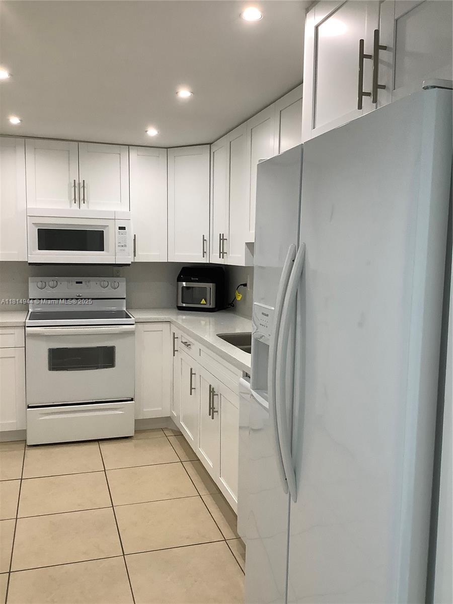 2333 Brickell Ave #615, Miami FL 33129