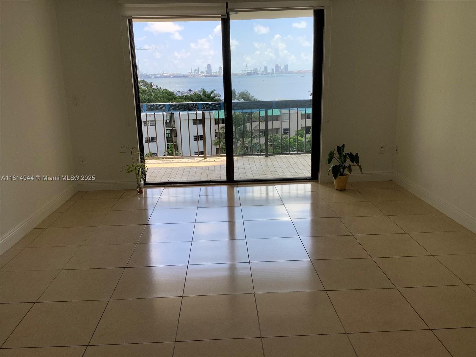 2333 Brickell Ave #615, Miami FL 33129
