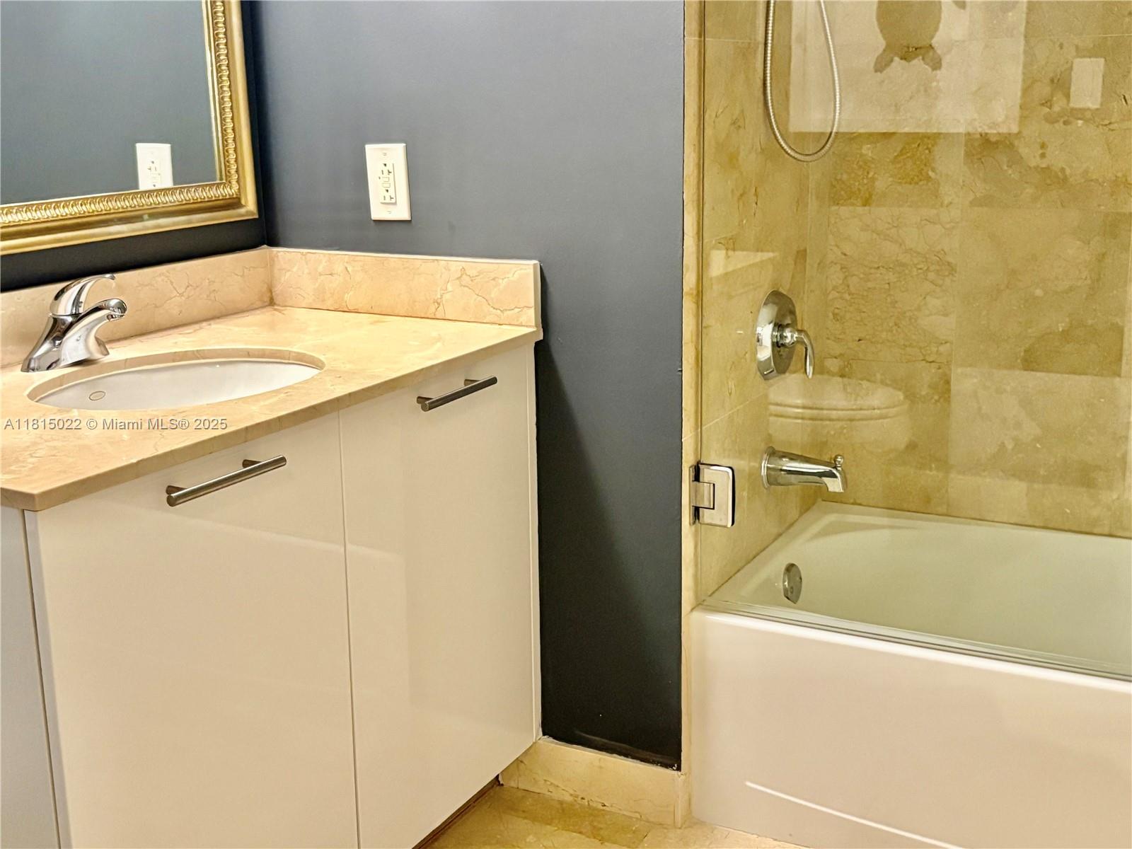 1800 N Bayshore Dr #3512, Miami FL 33132