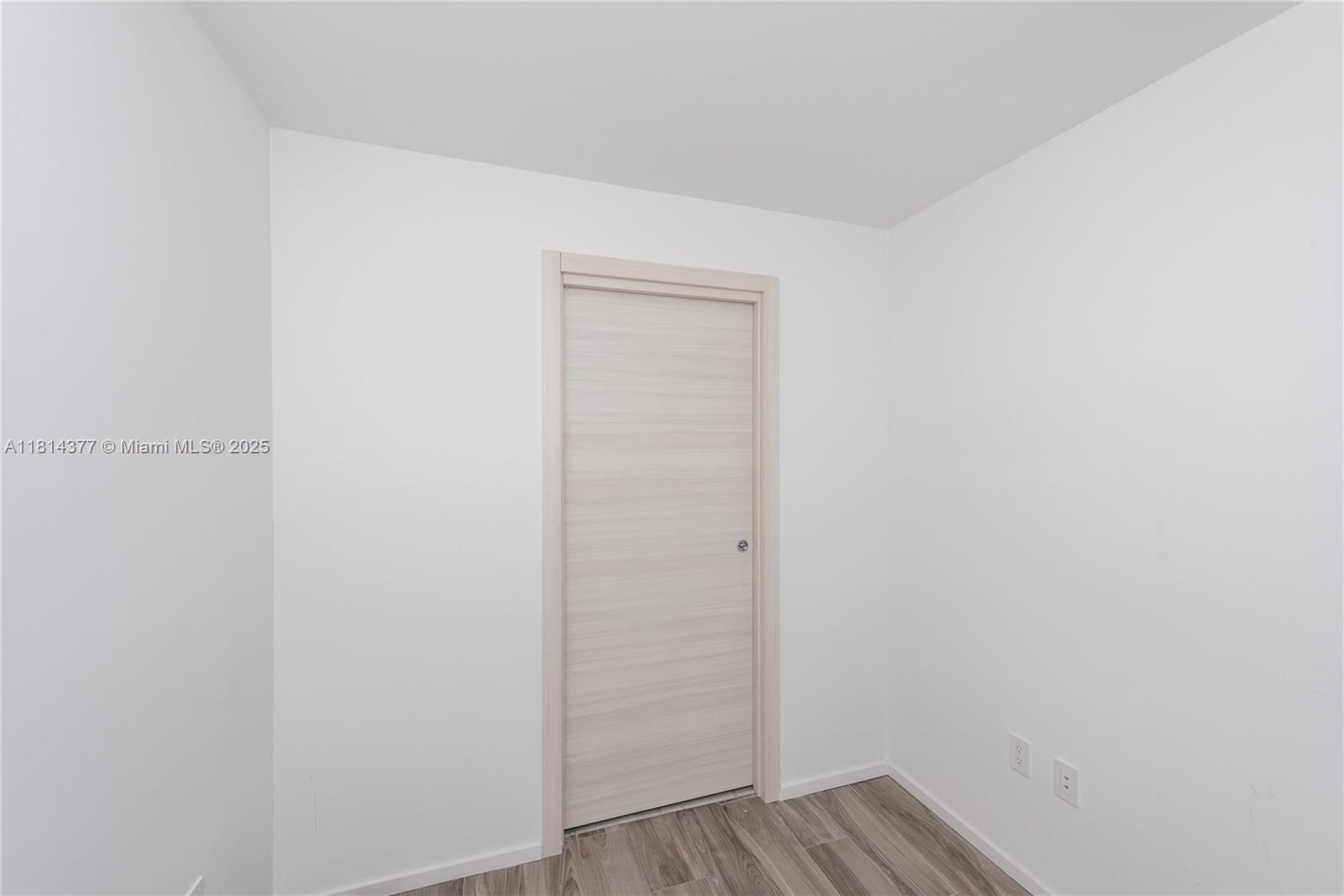 801 S Miami Ave #1602, Miami FL 33130