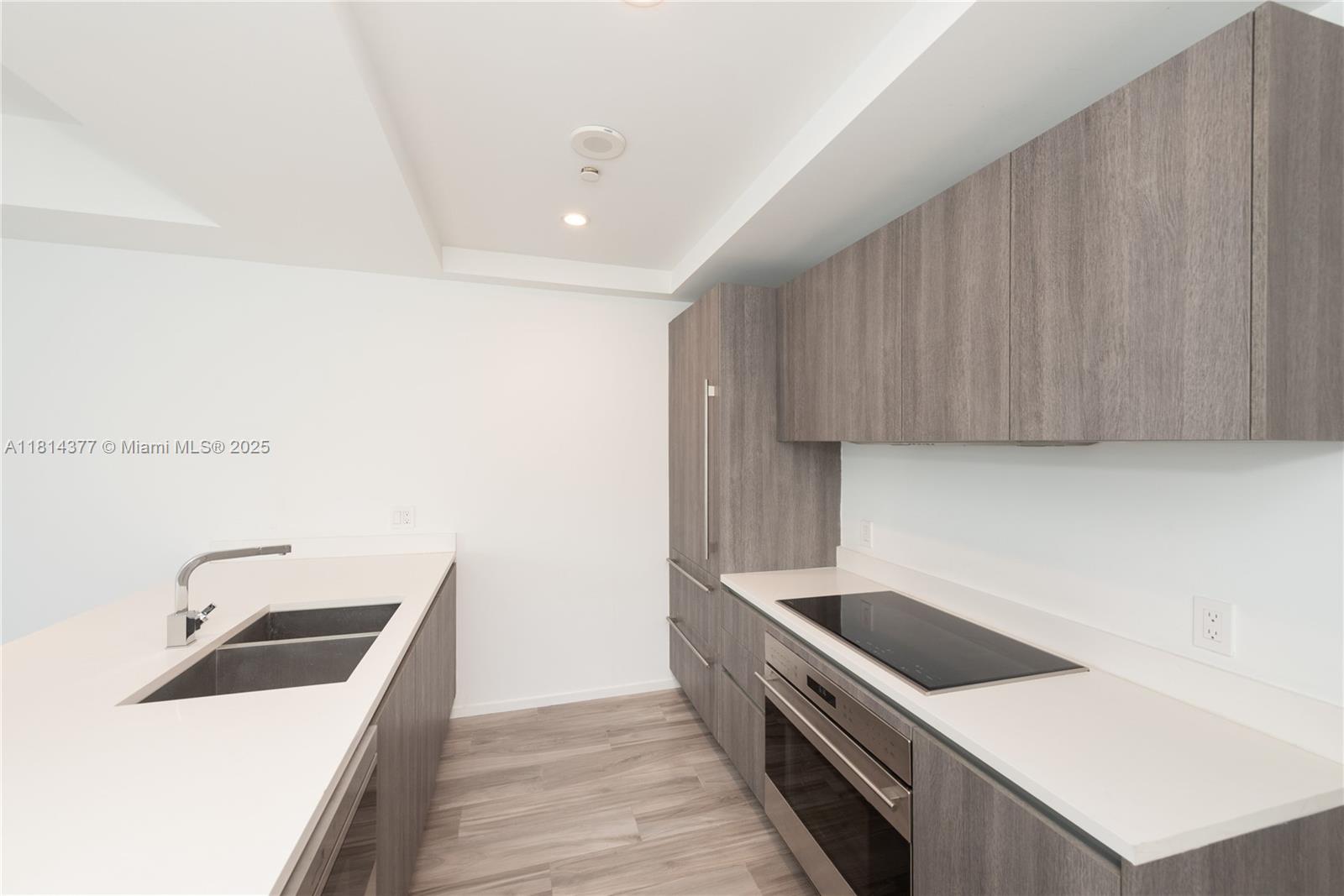 801 S Miami Ave #1602, Miami FL 33130