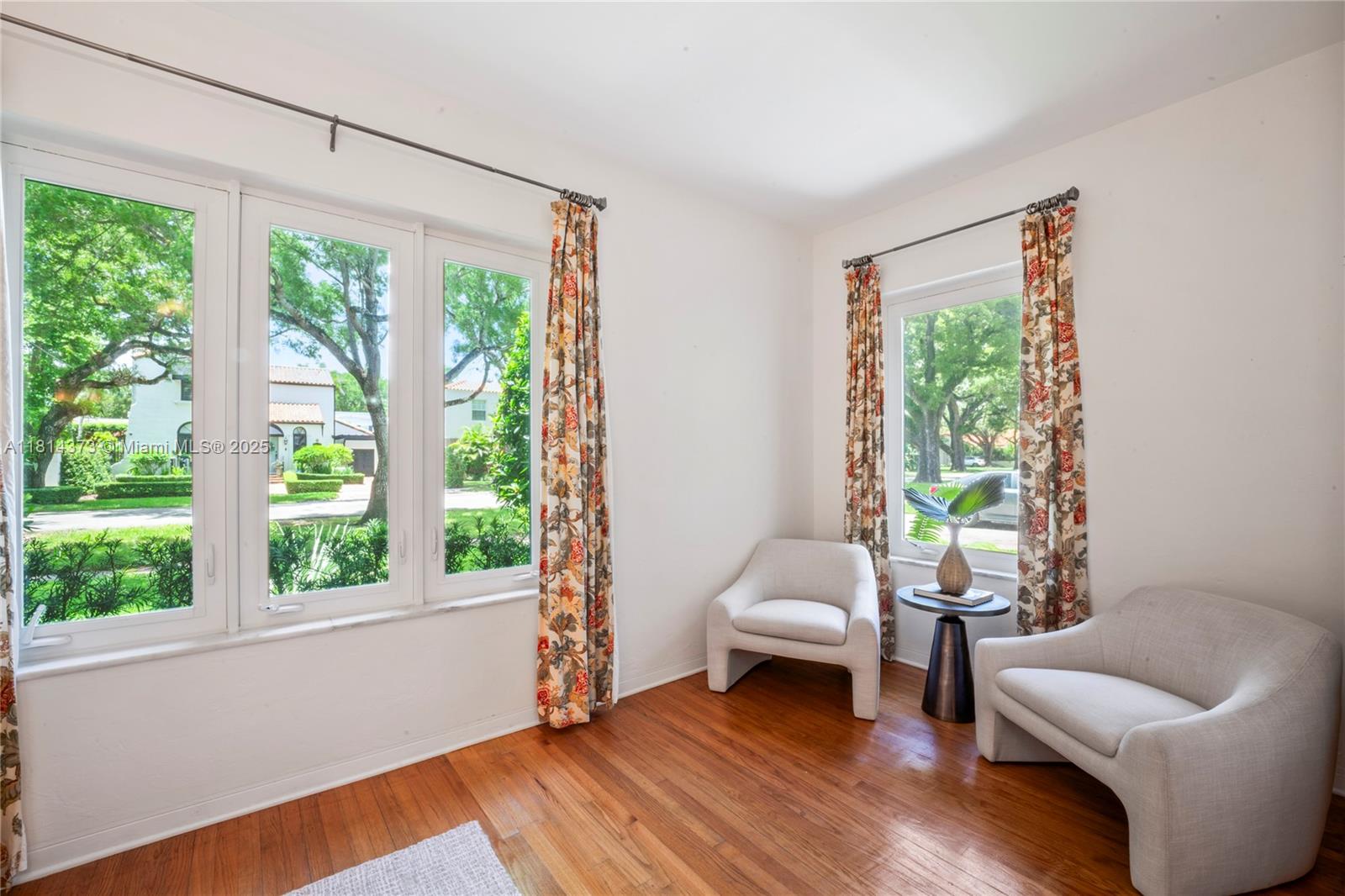 1015 Catalonia Ave, Coral Gables FL 33134
