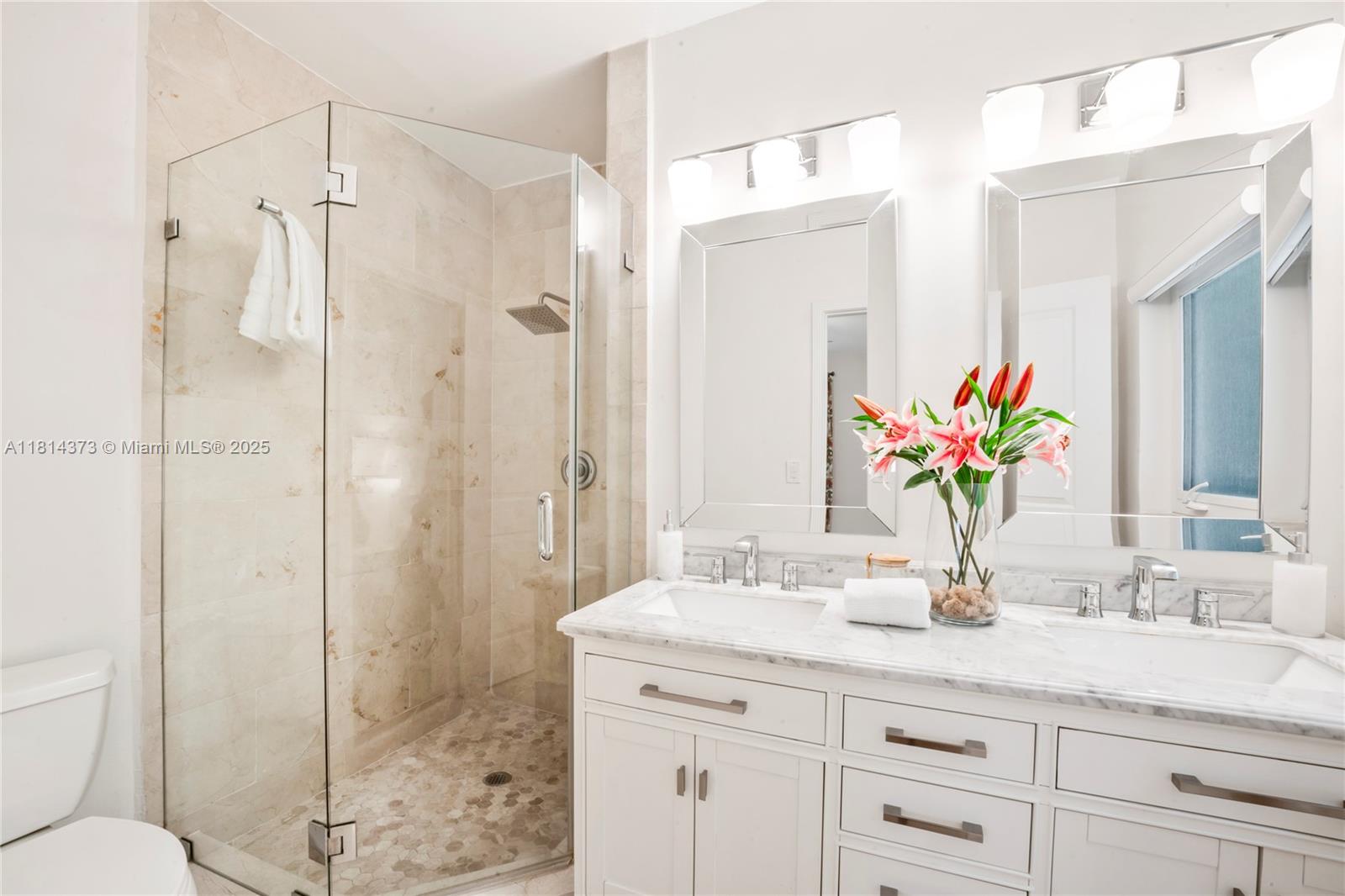 1015 Catalonia Ave, Coral Gables FL 33134
