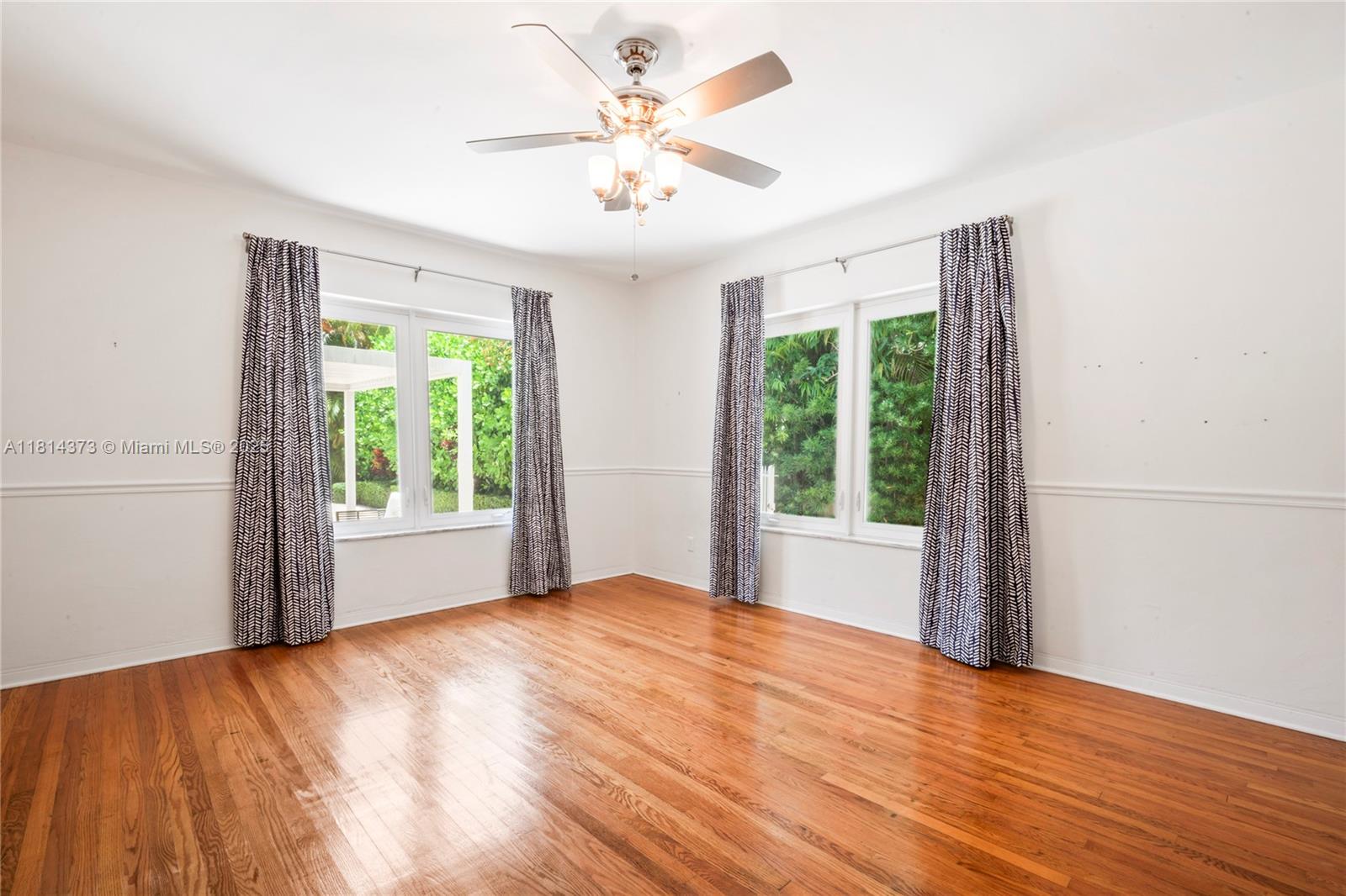 1015 Catalonia Ave, Coral Gables FL 33134