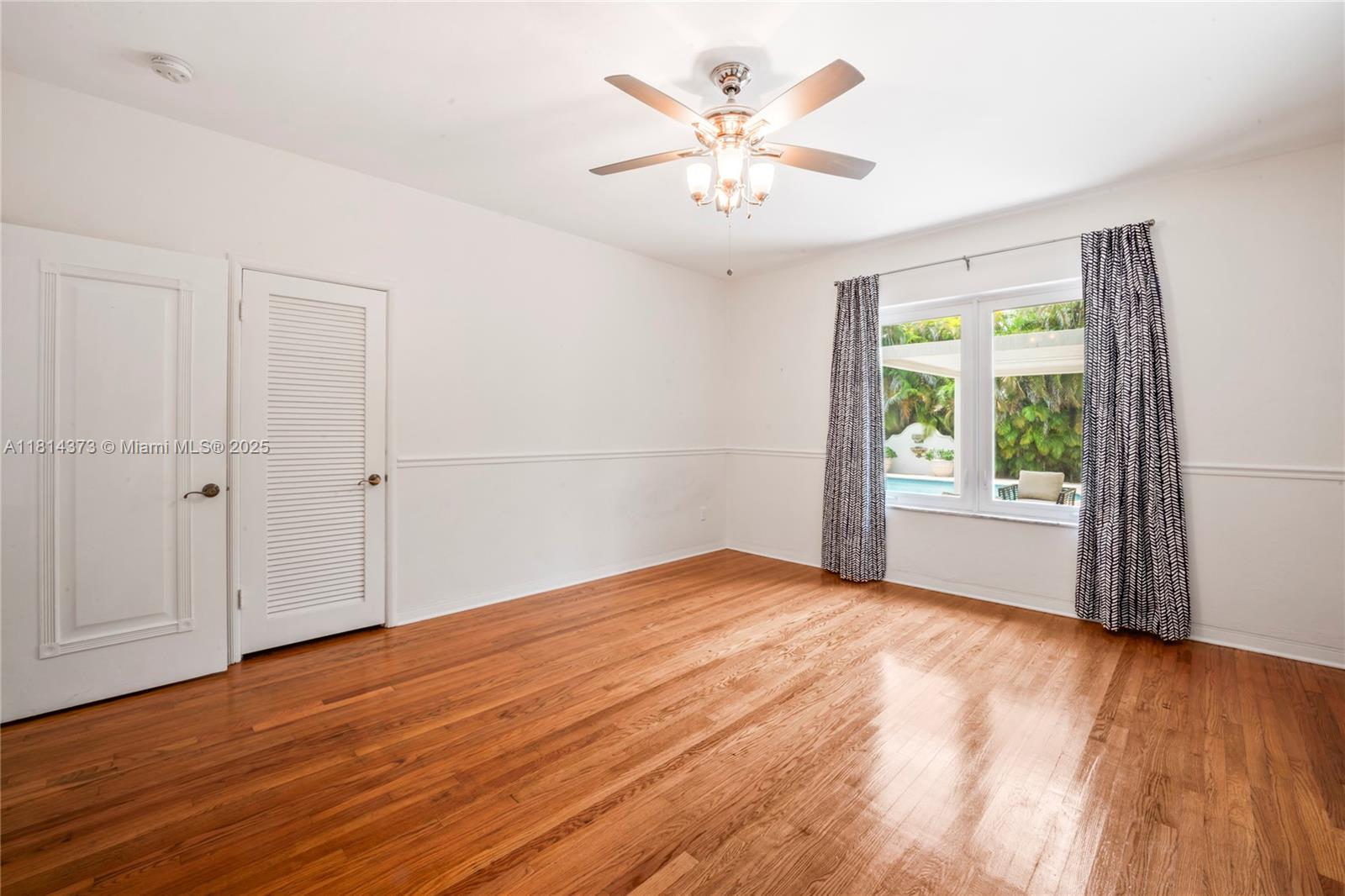1015 Catalonia Ave, Coral Gables FL 33134