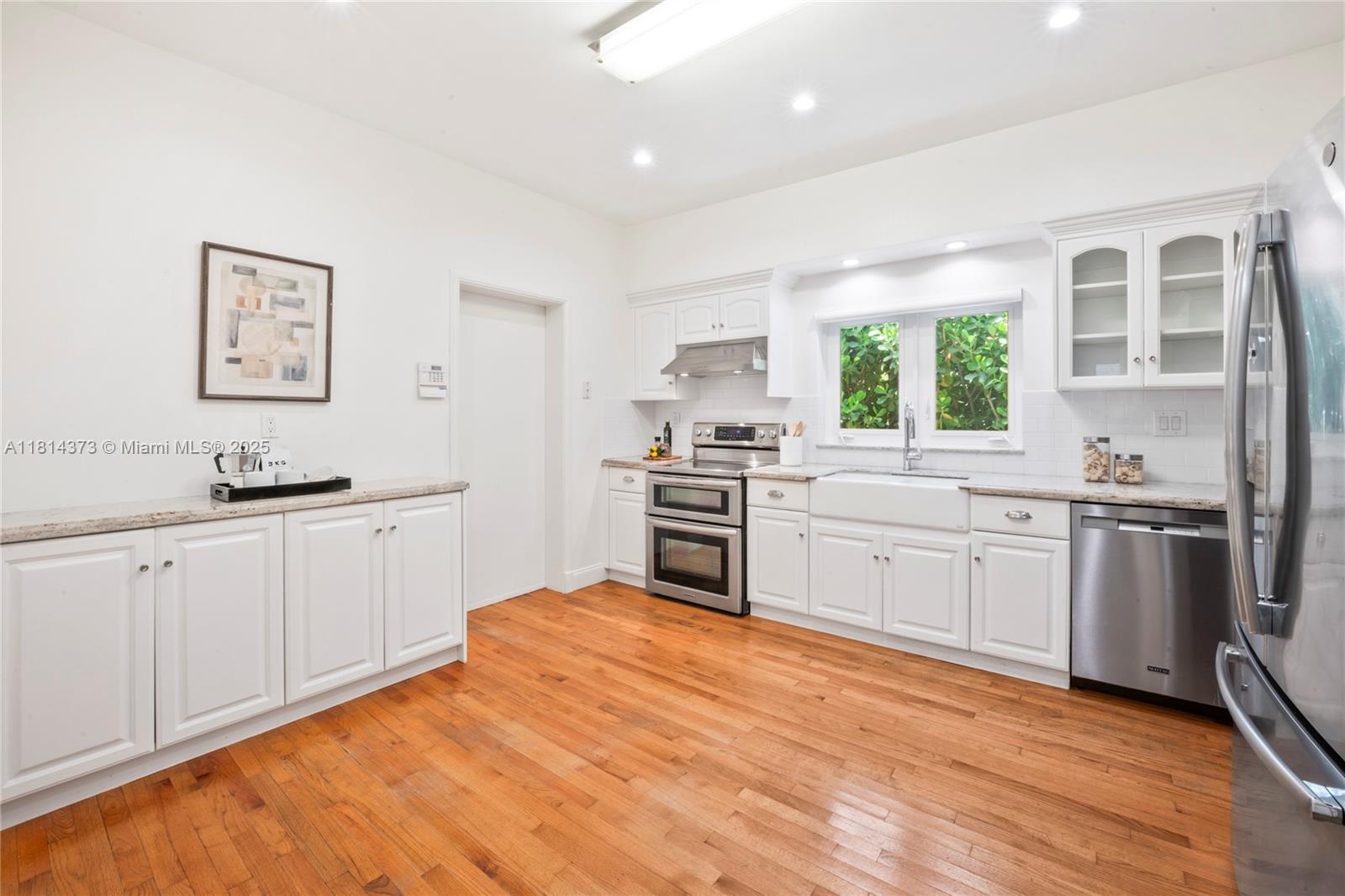 1015 Catalonia Ave, Coral Gables FL 33134