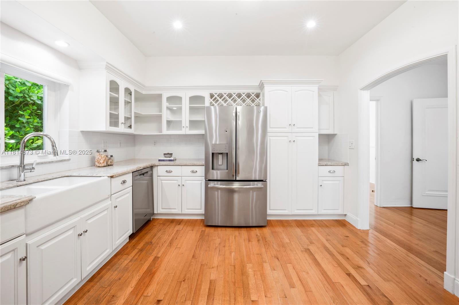 1015 Catalonia Ave, Coral Gables FL 33134