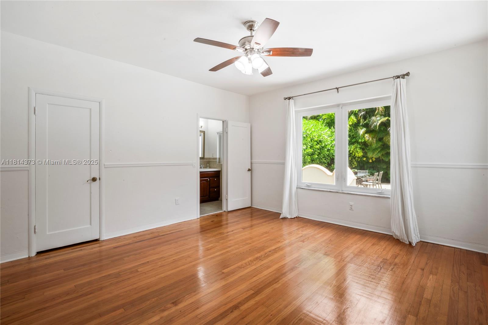 1015 Catalonia Ave, Coral Gables FL 33134