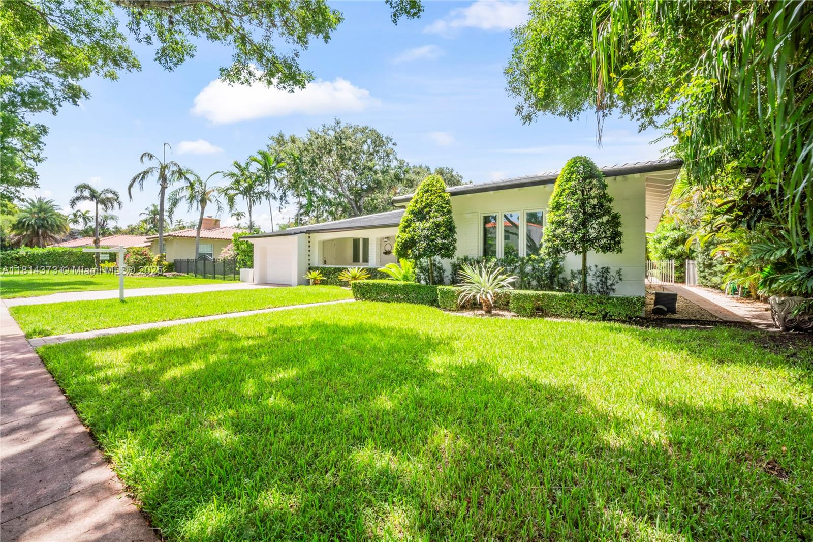 1015 Catalonia Ave, Coral Gables FL 33134