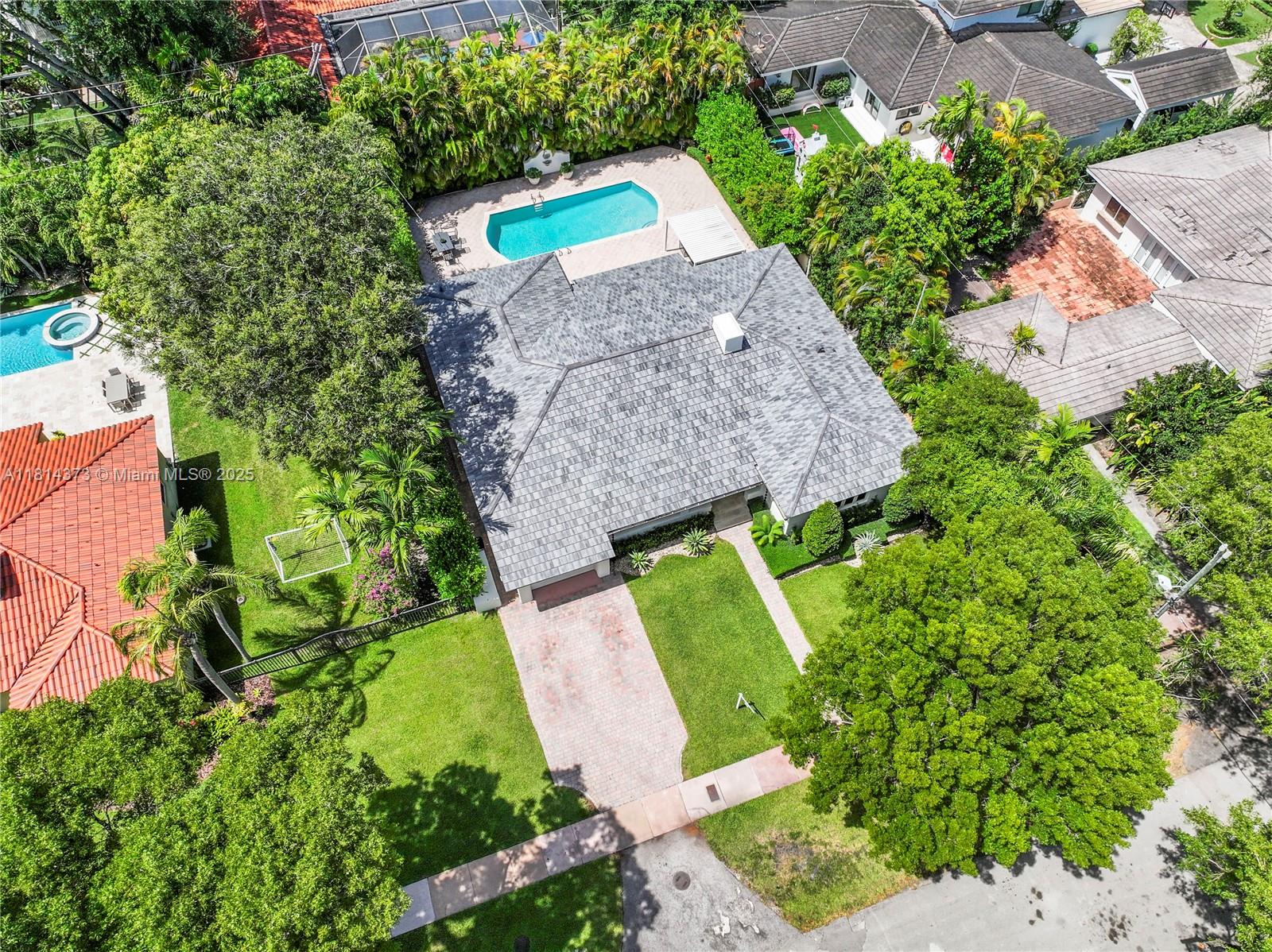 1015 Catalonia Ave, Coral Gables FL 33134