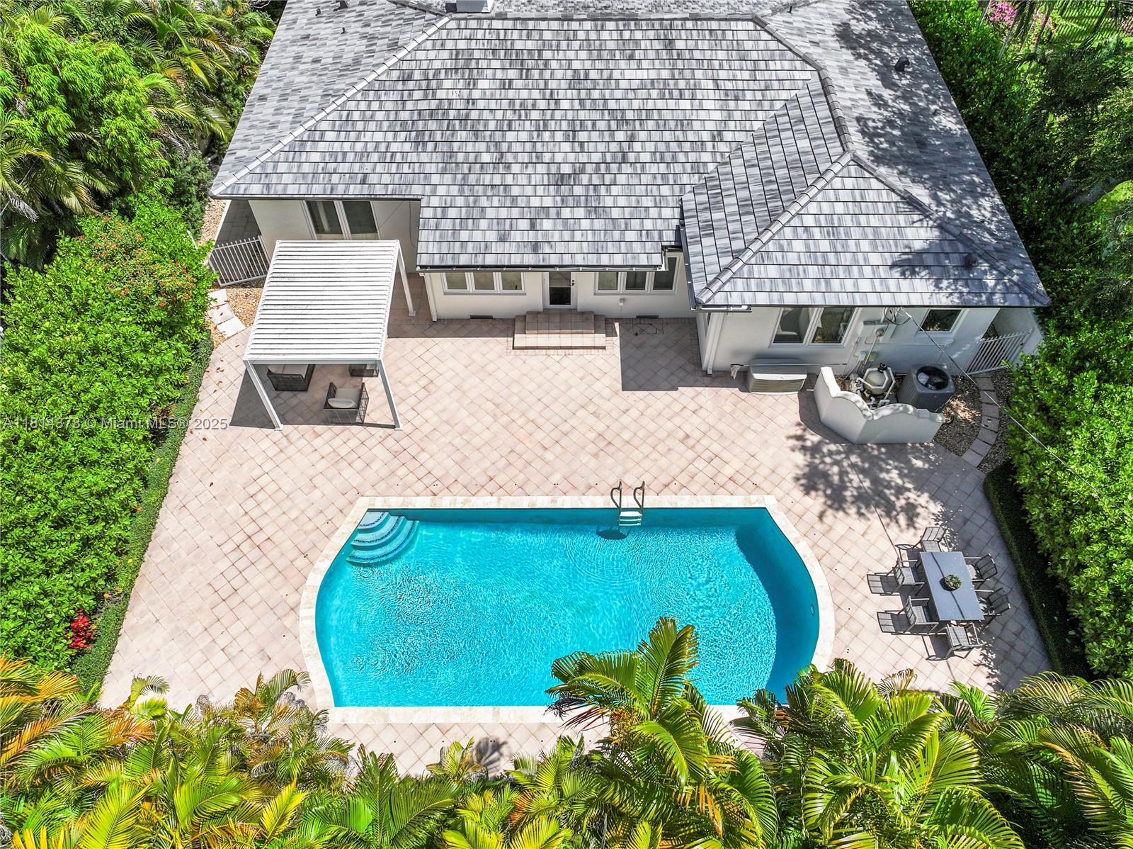 1015 Catalonia Ave, Coral Gables FL 33134