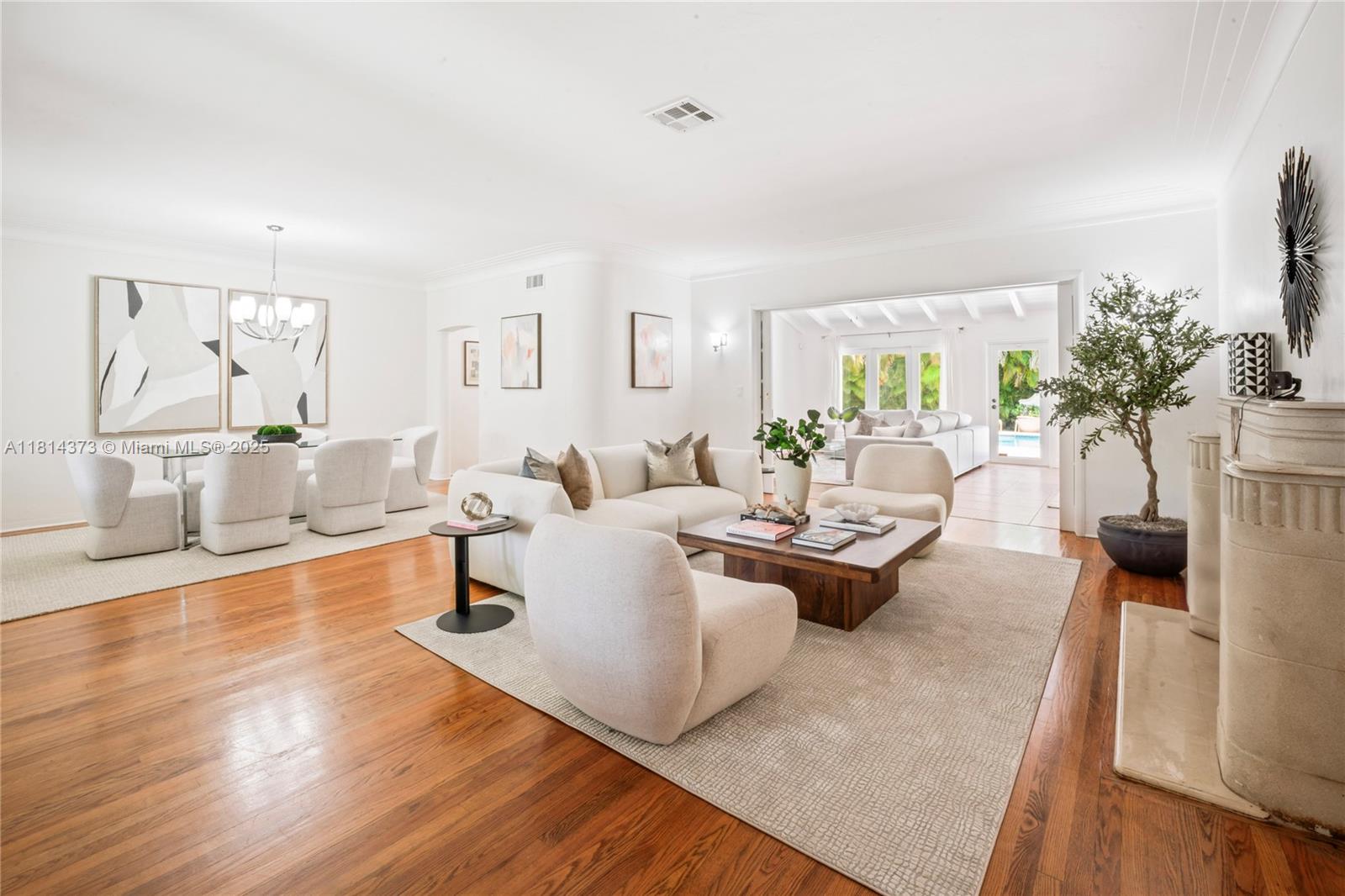 1015 Catalonia Ave, Coral Gables FL 33134