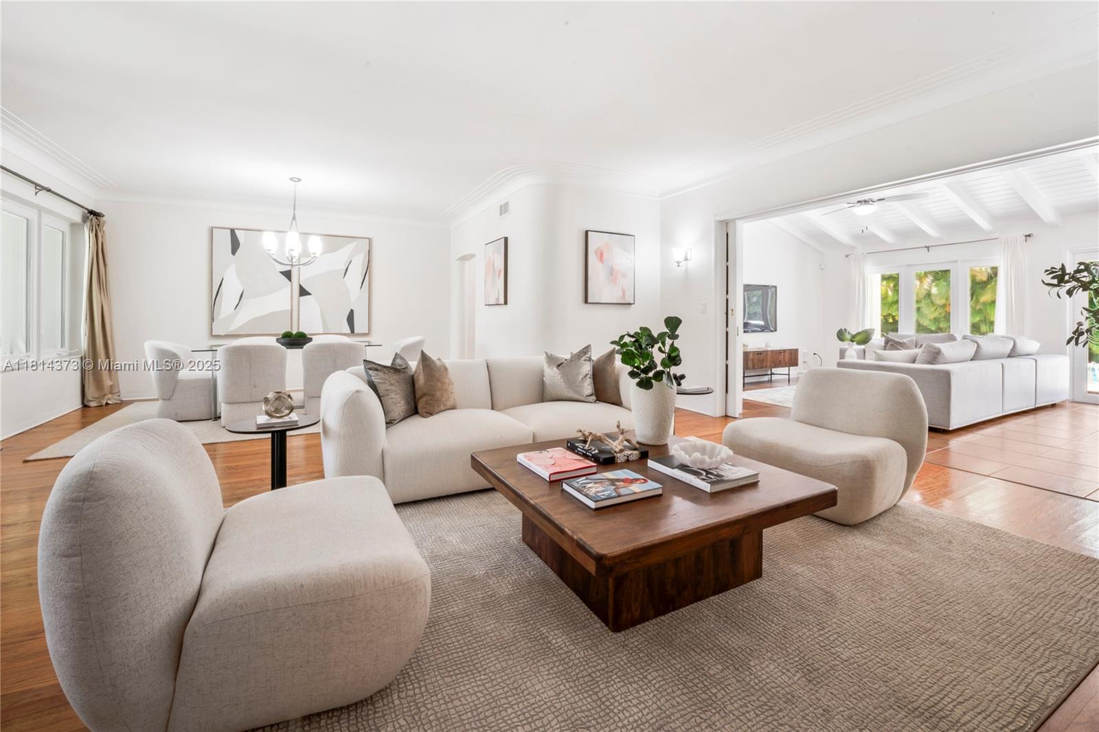 1015 Catalonia Ave, Coral Gables FL 33134