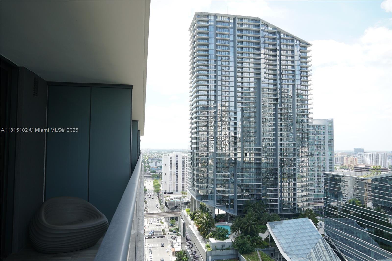 Miami FL 33130 - A11815102