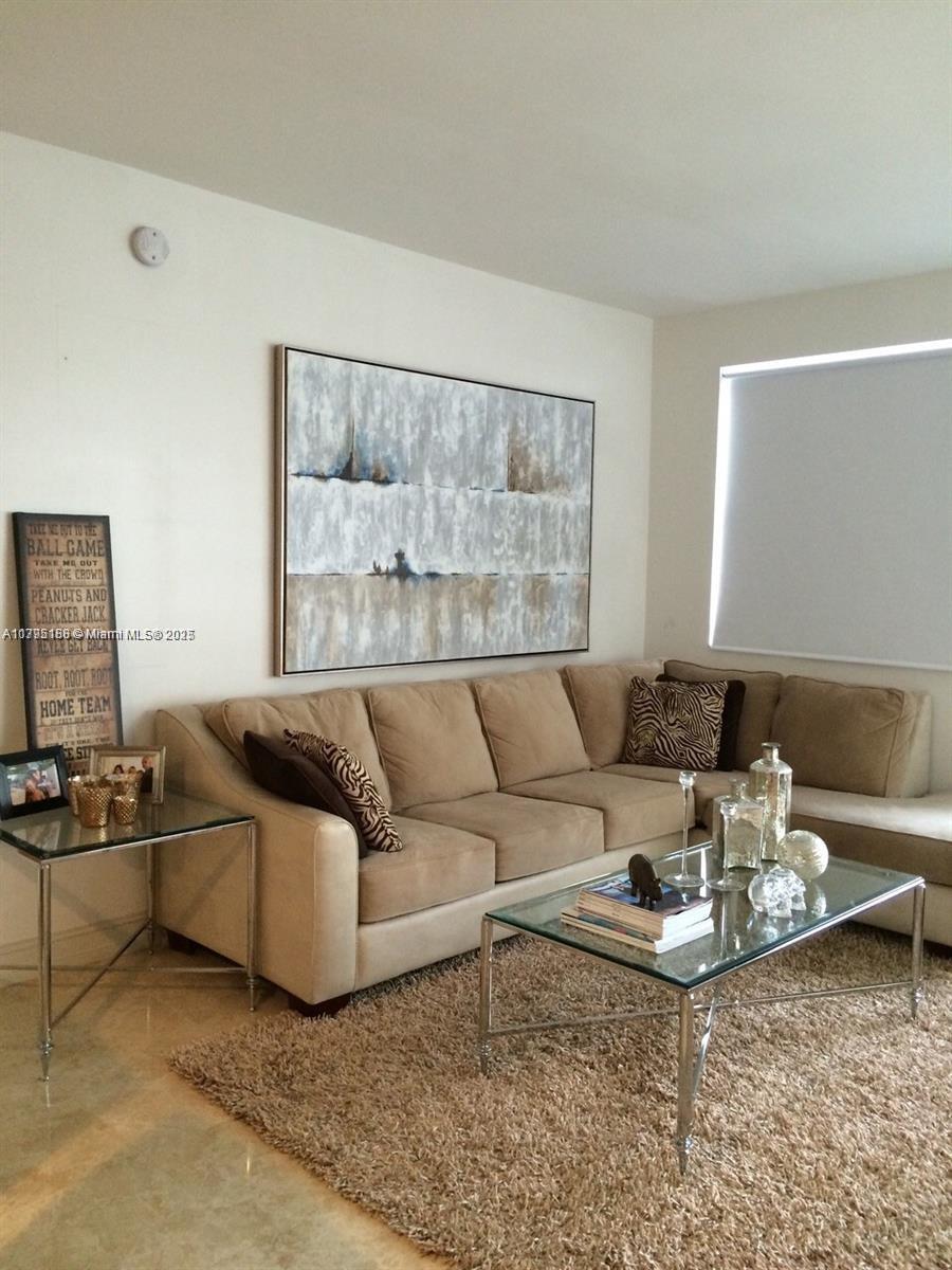 19900 E Country Club Dr #718, Aventura FL 33180