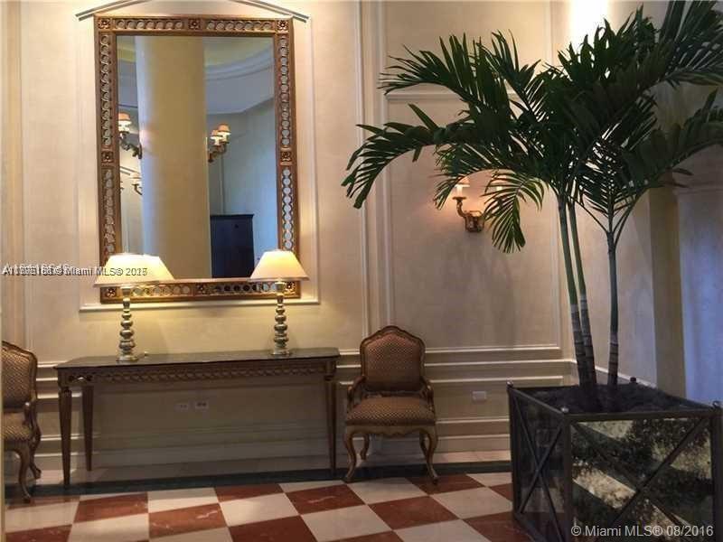 19900 E Country Club Dr #718, Aventura FL 33180
