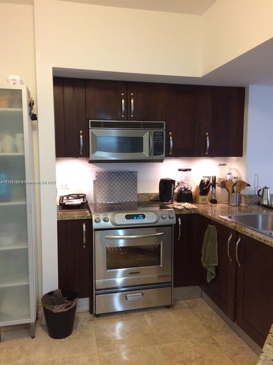 19900 E Country Club Dr #718, Aventura FL 33180