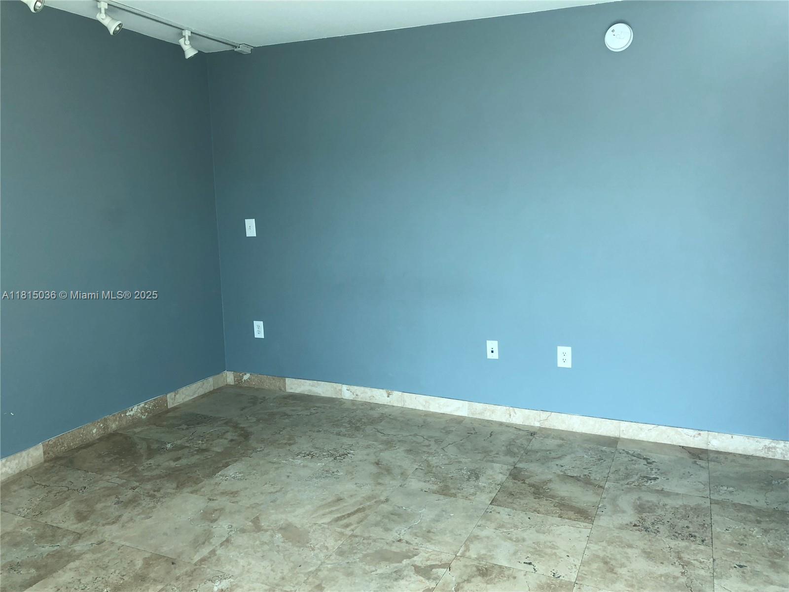2101 Brickell Ave #1607, Miami FL 33129