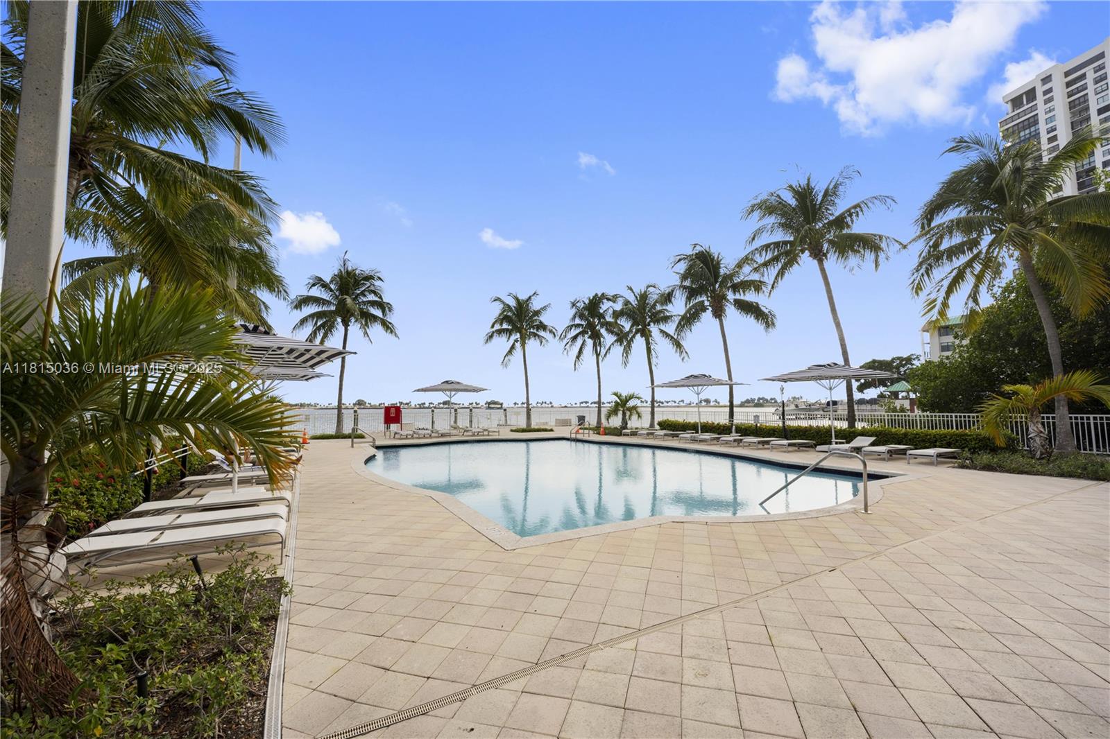 2101 Brickell Ave #1607, Miami FL 33129