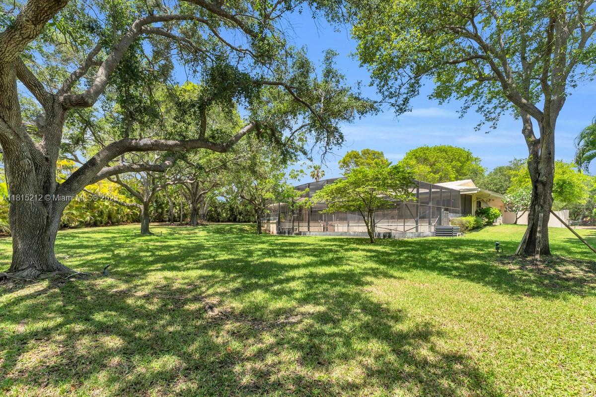 5990 SW 135th Ter, Pinecrest, Florida image 6